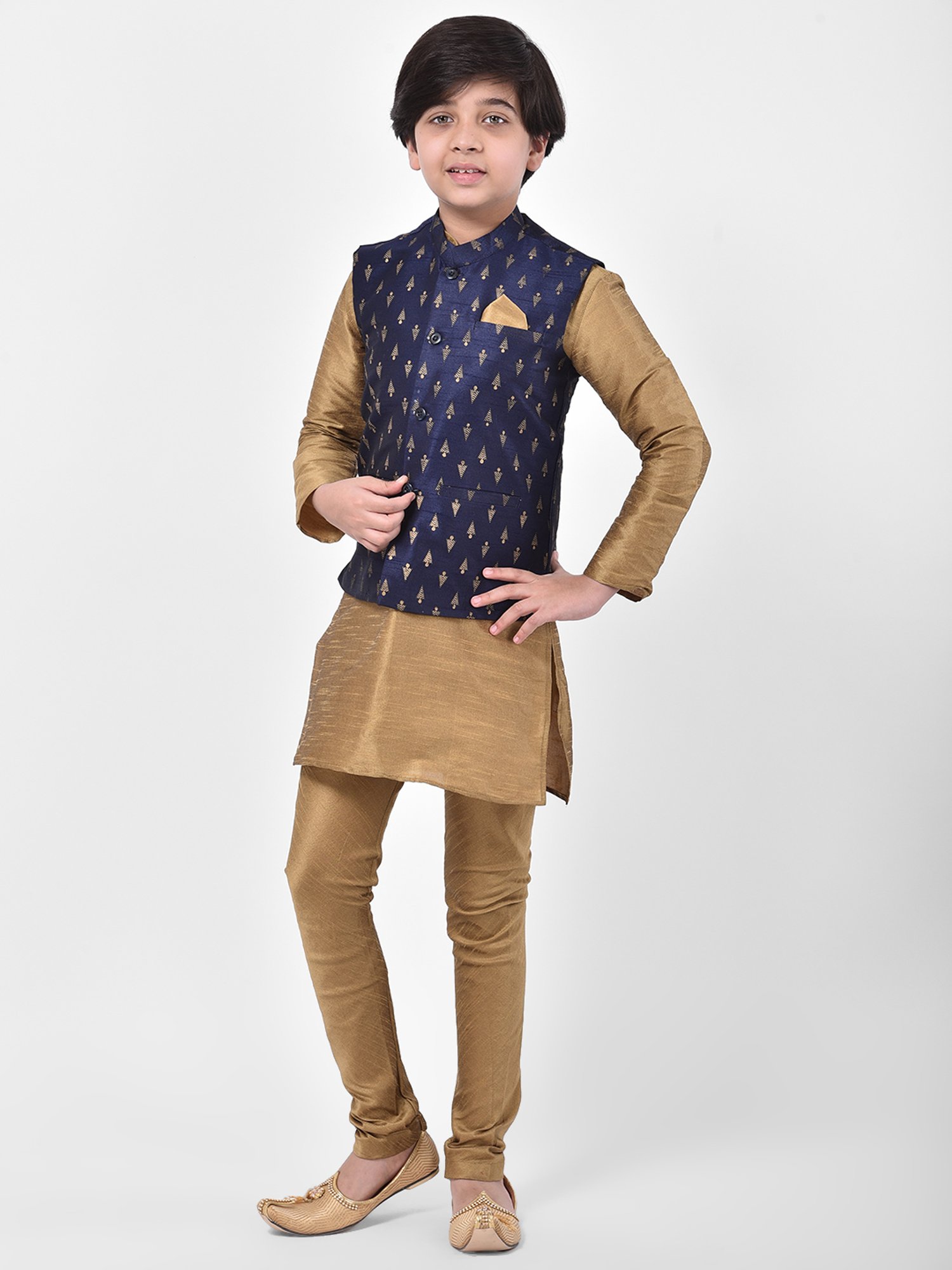 Deyann Kids Brown & Navy Self Design Full Sleeves Kurta, Churidar Pants with Nehru Jacket