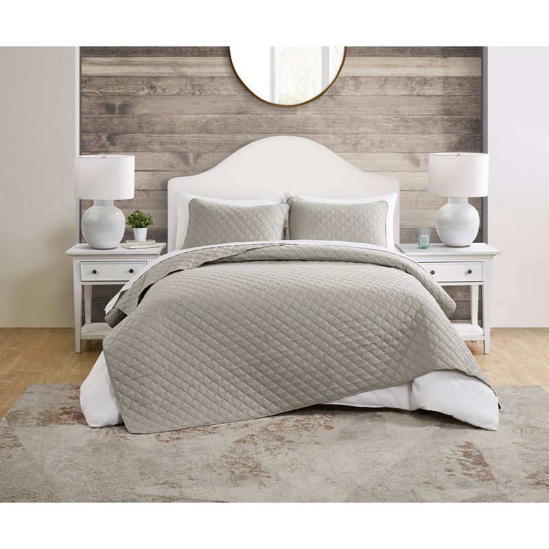 King 3pc Maxton Embossed Quilt Set Taupe - Jade + Oake