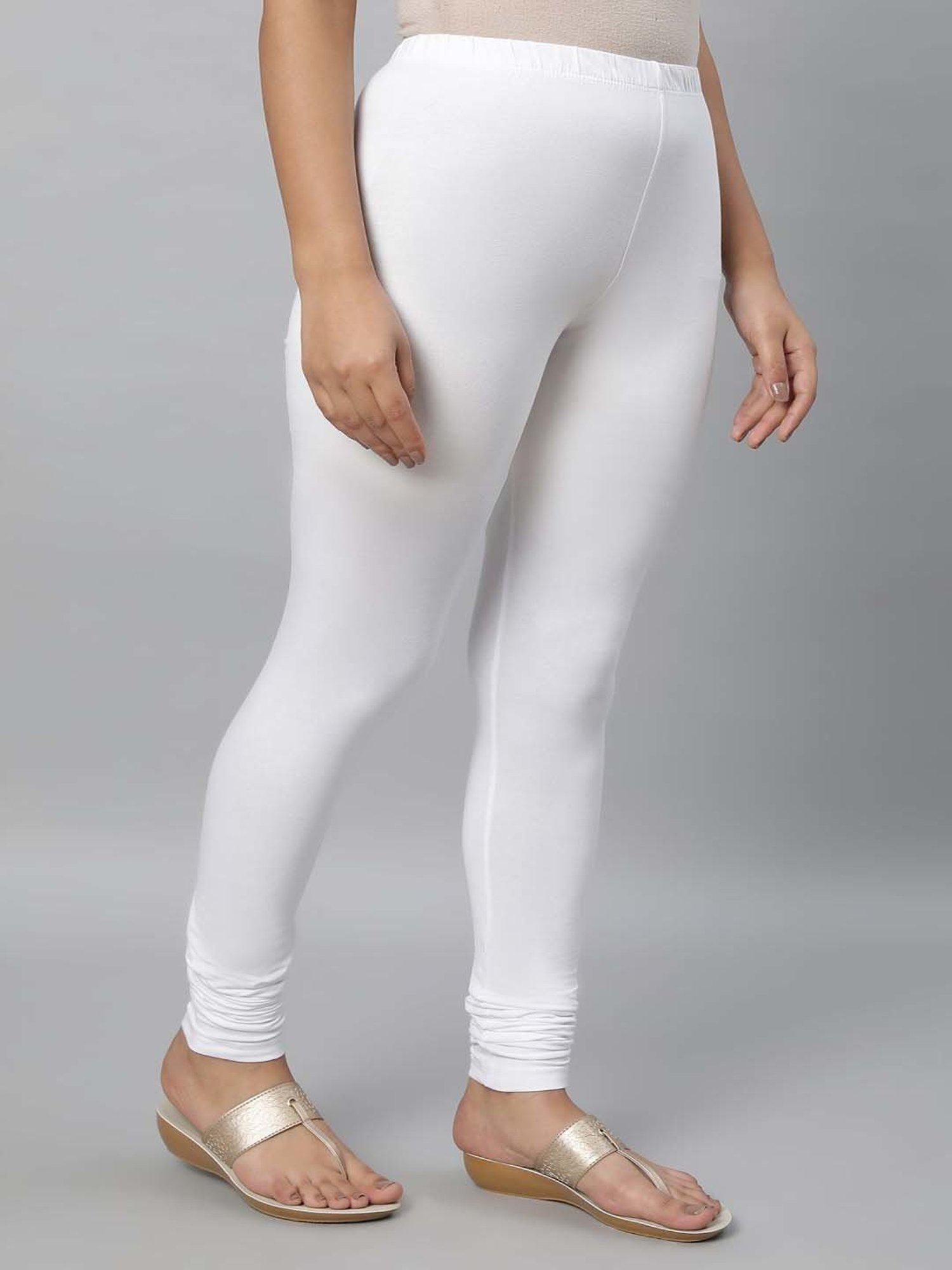 Aurelia White Cotton Regular Fit Churidar