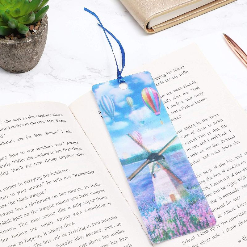 Paper Junkie 30-Pack 3D Lenticular Bookmarks for Books with Tassel (30 Pack)