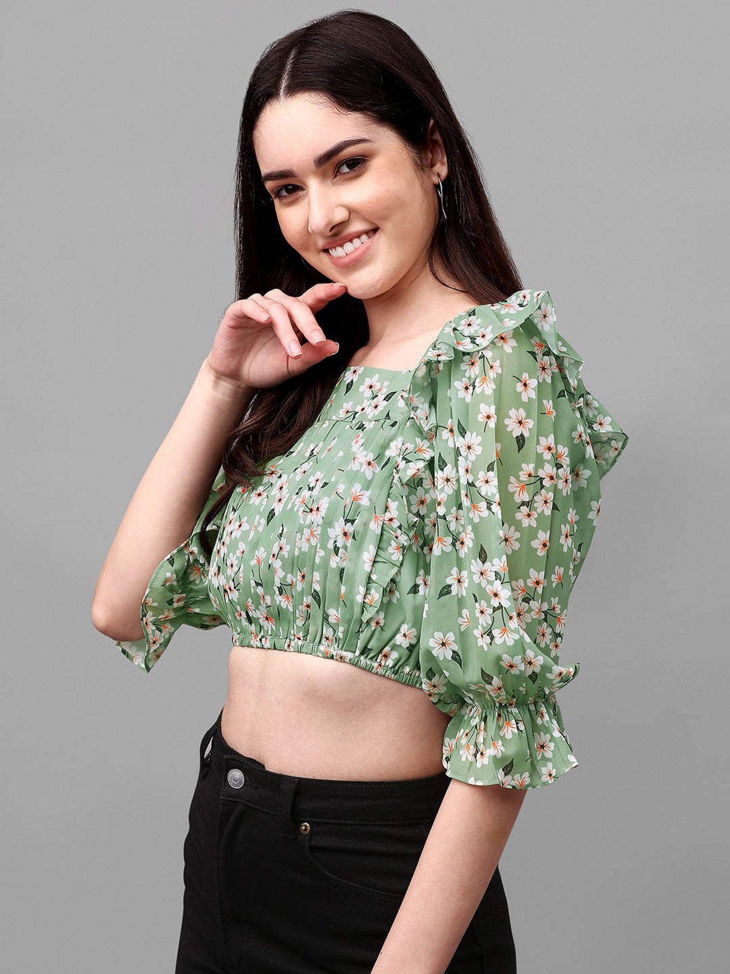 MASAKALI.CO Light Green Floral Print Crop Top