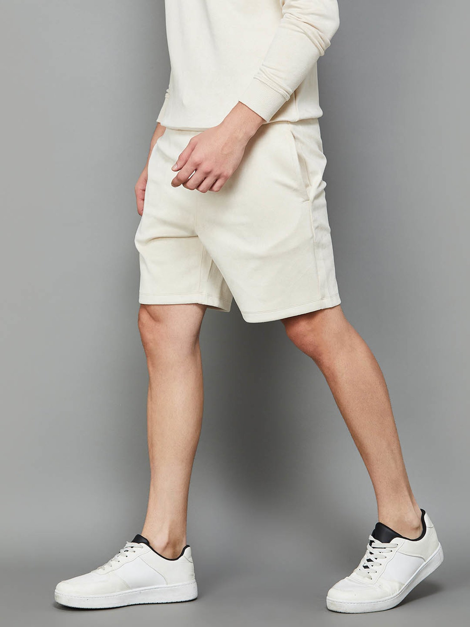 BOSSINI Beige Regular Fit Shorts