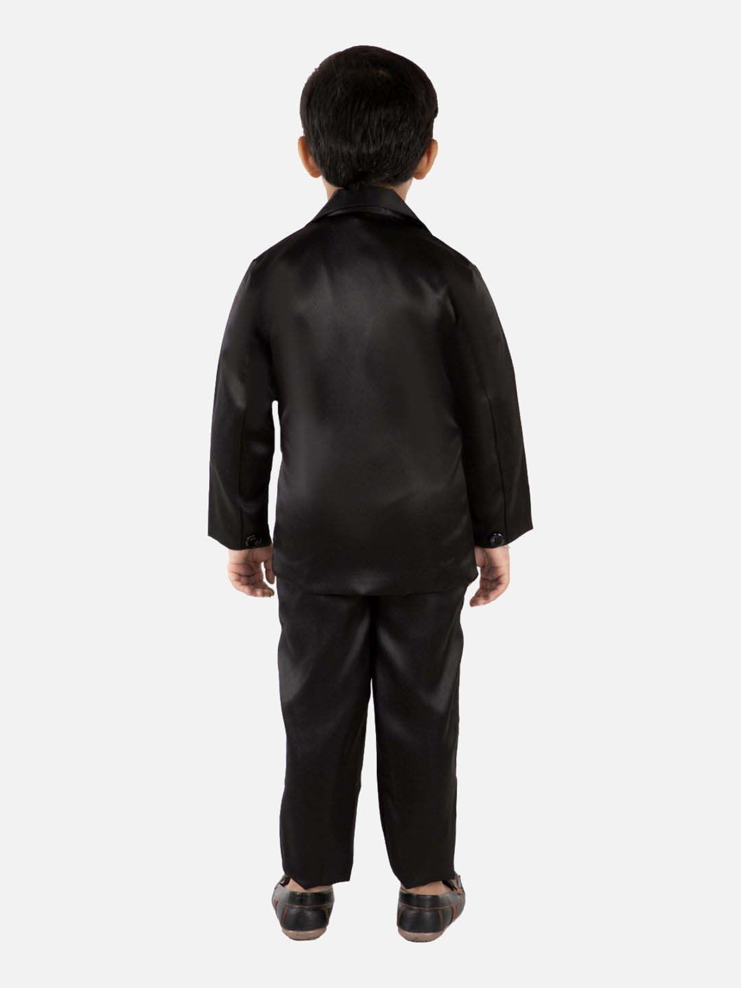 Fourfolds Boys Black Solid Full Sleeves Clothing Set