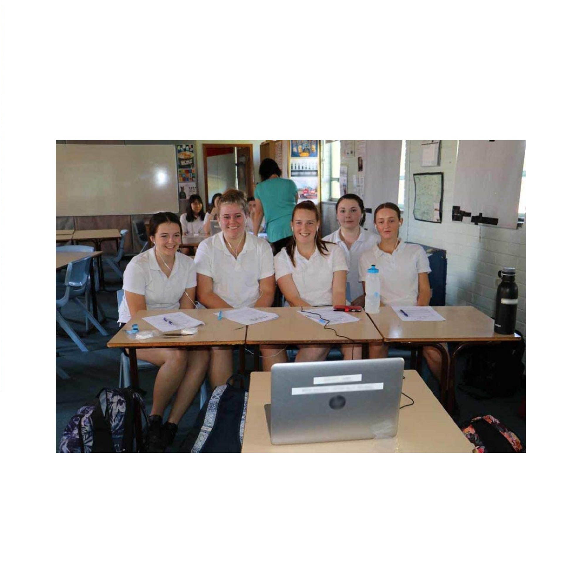 KOKKIA 5 Way 6 Port 4-Pole TRRS (Left Audio, Right Audio, GND, MIC/Remote Control) Audio-Splitter (3.5mm), for Speakers and Headphones