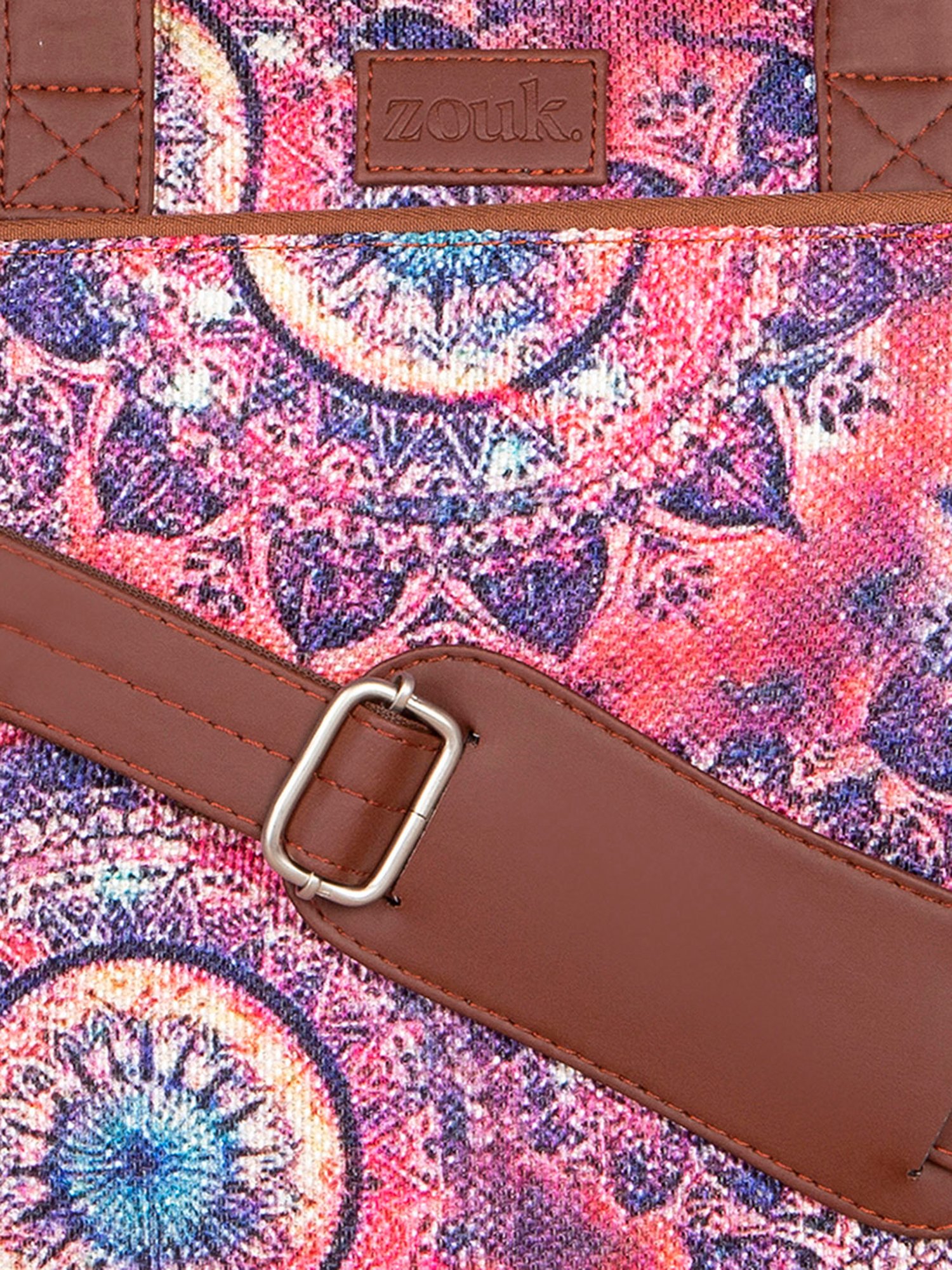 Baggit Brown PVC Solid Laptop Messenger Bag