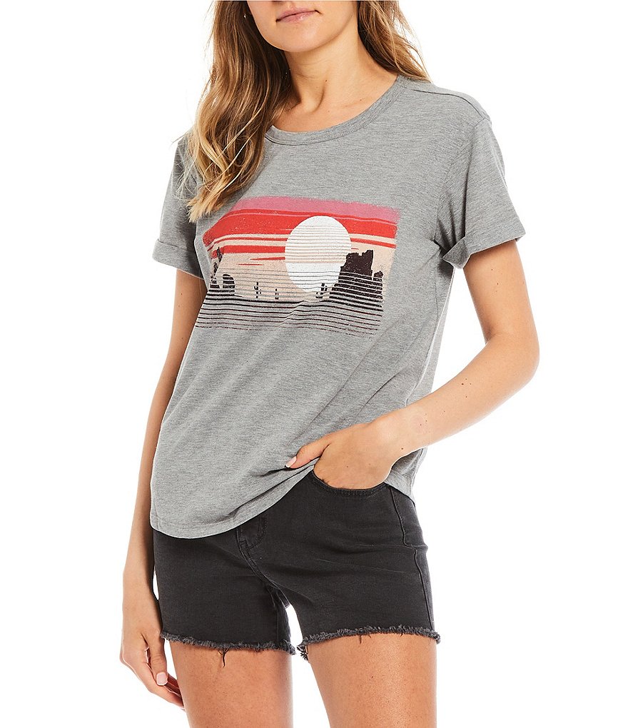 Frayed Carleigh Desert Sunset Short Sleeve Graphic Tee