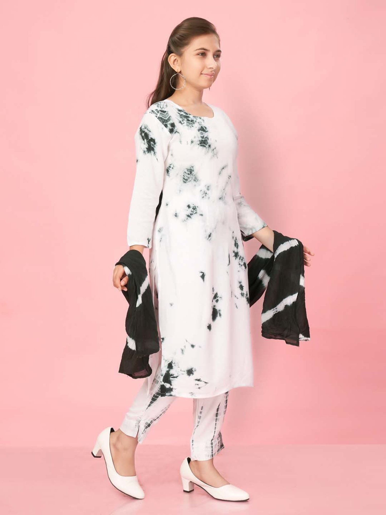 Peppermint Kids Navy Regular Fit Kurta Set