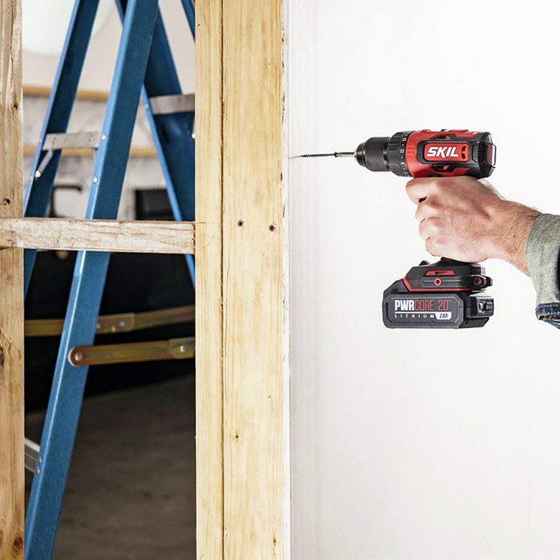 Skil DL529302 PWRCore 20 20V Brushless Lithium-Ion 1/2 in. Cordless Drill Driver Kit with PWRAssist Mobile Charging (2 Ah)