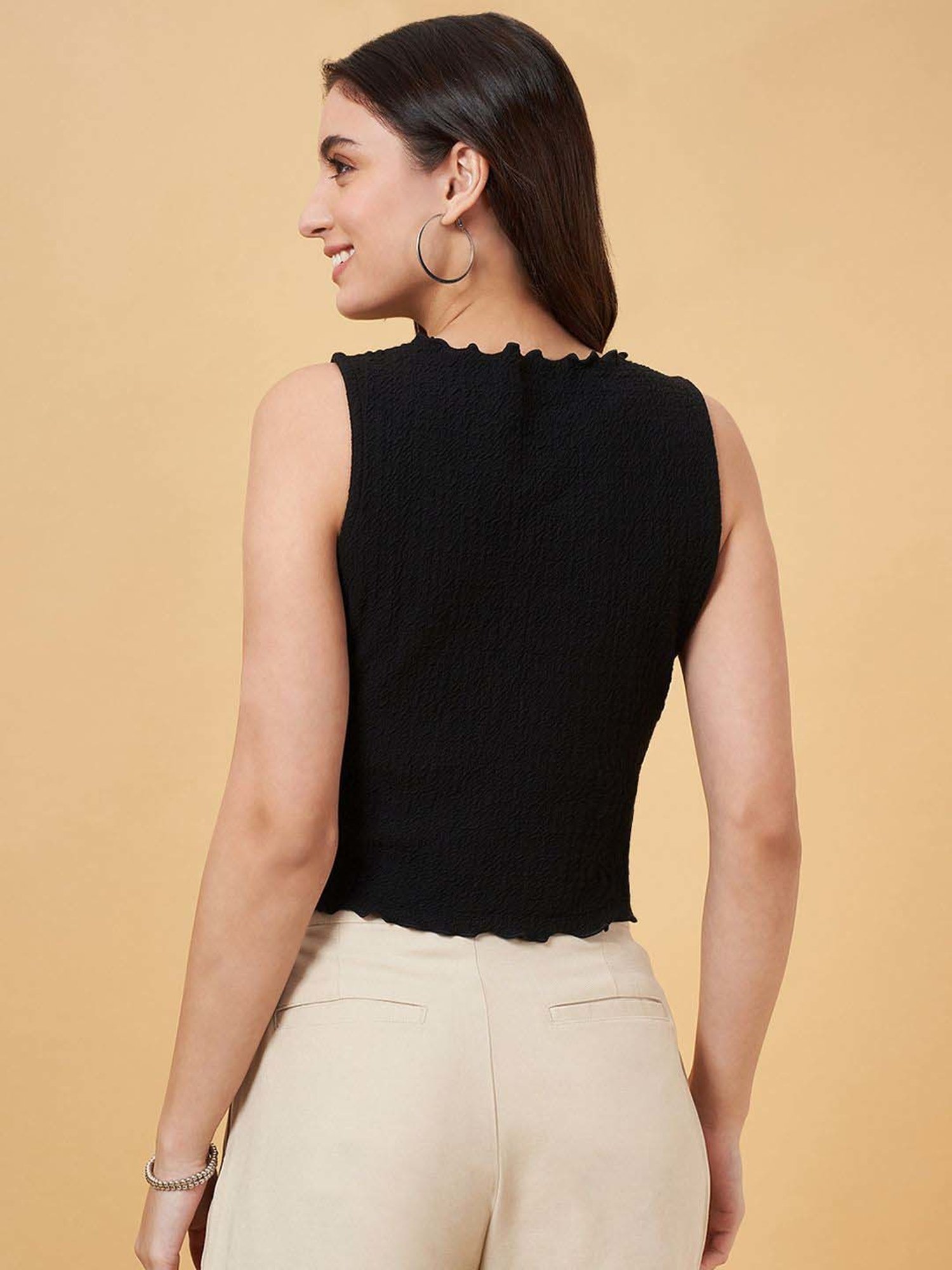 People by Pantaloons Jet Black Cotton Self Pattern T-Shirt