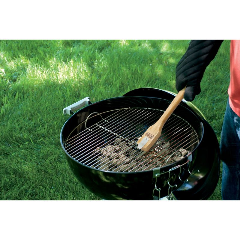 Zulay Kitchen 18" Grill Brush 100% Rust Proof Stainless Steel Bristles and a Sharp Metal Scraper with Long and Sturdy Handle