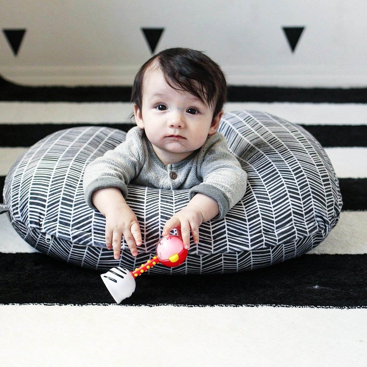 SmartNoggin NogginStik Developmental Light-Up Rattle - Encourage Developmental Milestones from Infant - 12 months