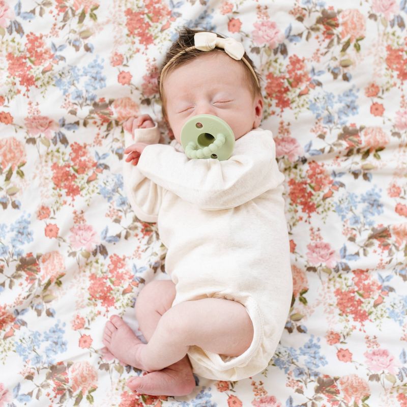 Loulou Lollipop Darling Pacifier Clip - Avocado