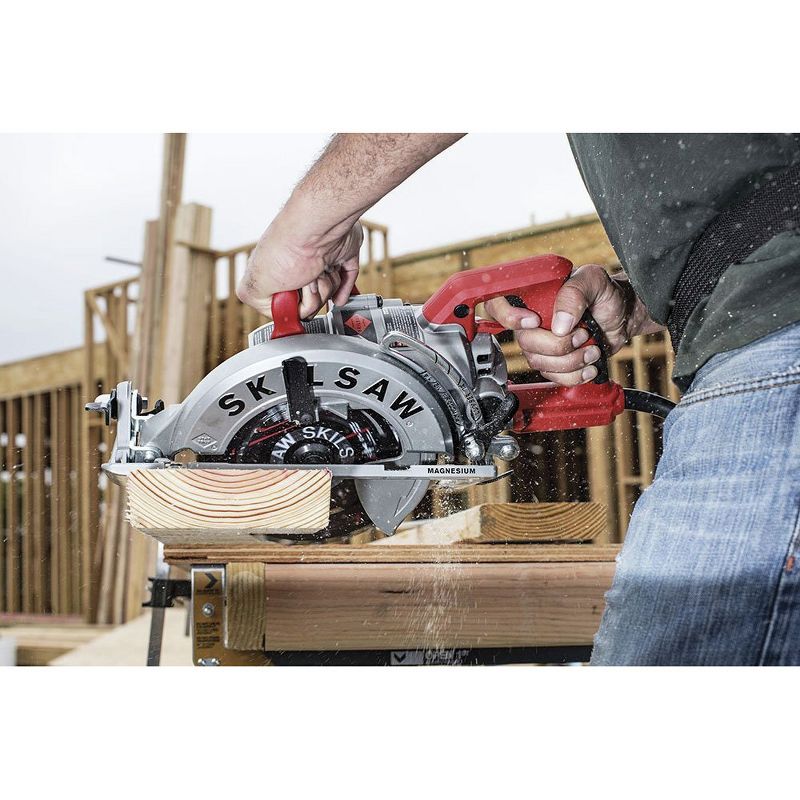 SKILSAW SPT77WML-01 7-1/4 in. Lightweight Magnesium Worm Drive Circular Saw with Carbide Blade