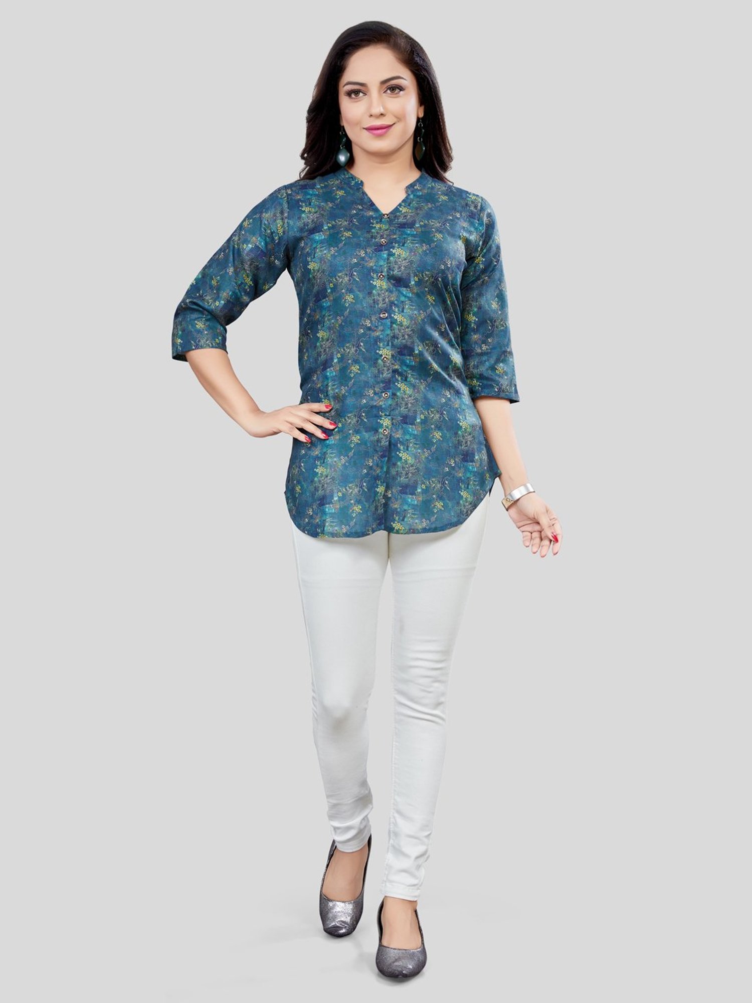 Saree Swarg Blue Printed A Line Kurti