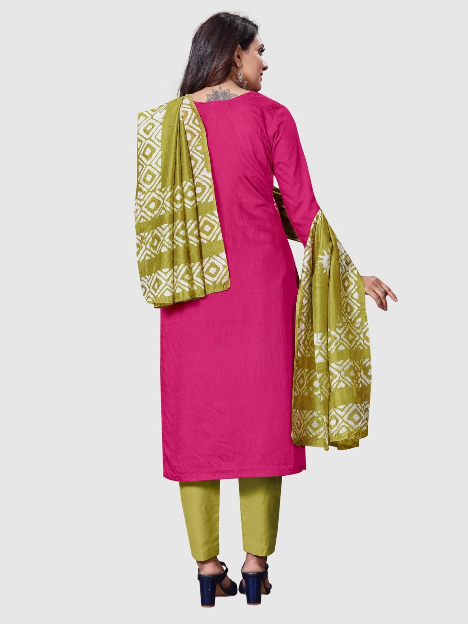 APNISHA Pink Printed Unstitched Dress Material