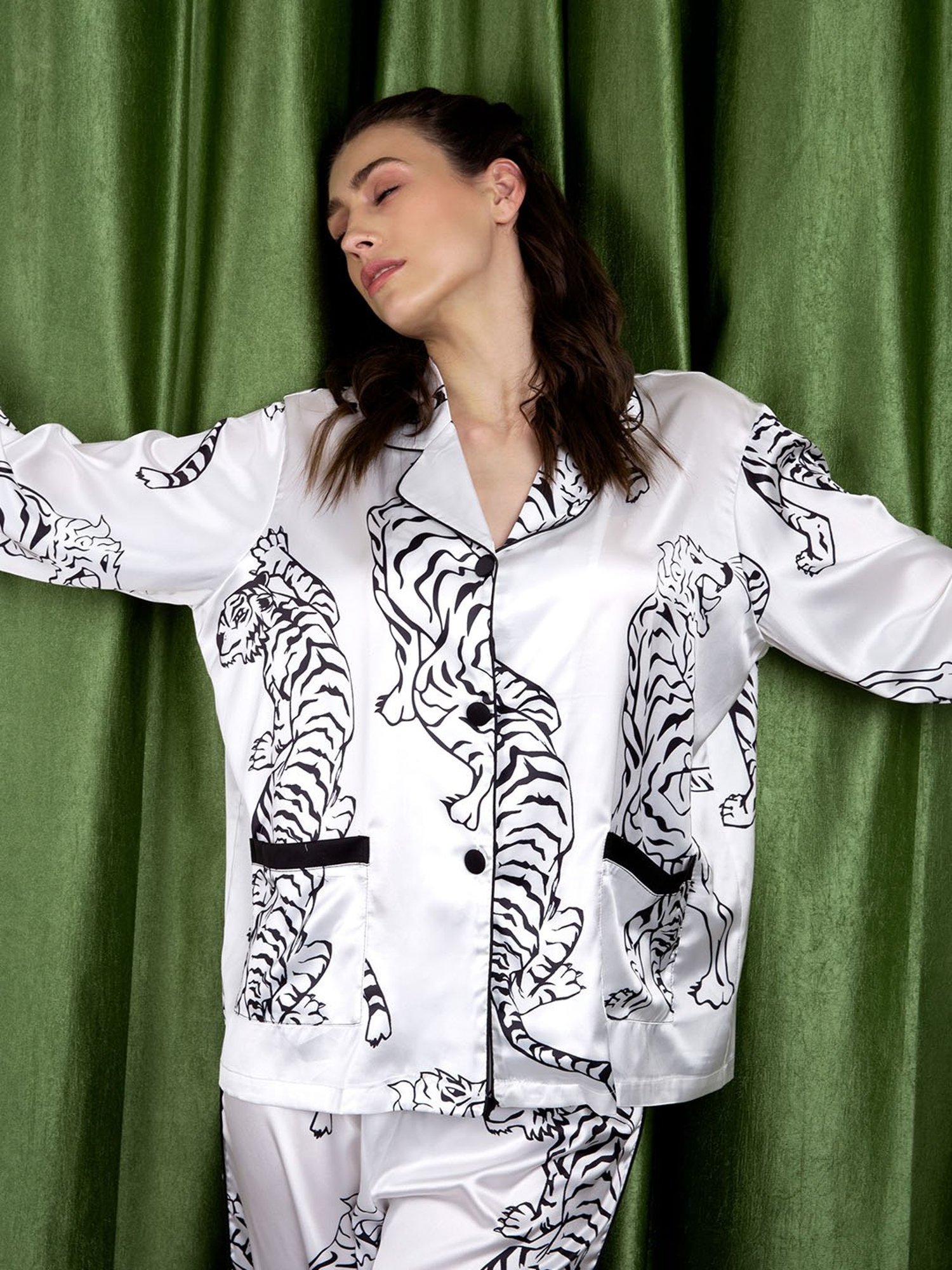 Dusk Attire White Zuri Pyjama Set