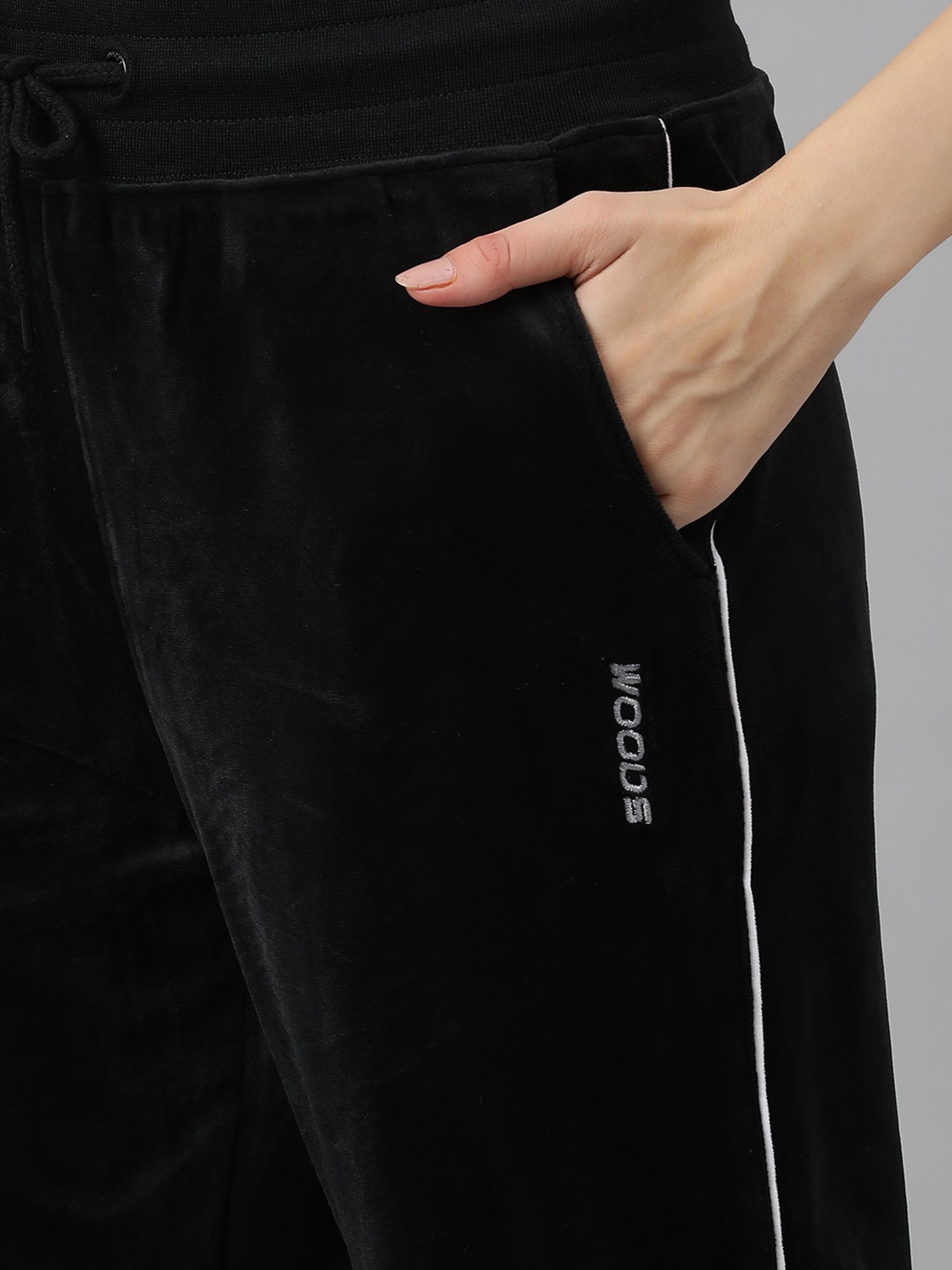 Woods Black & Grey Color-Block Tracksuit