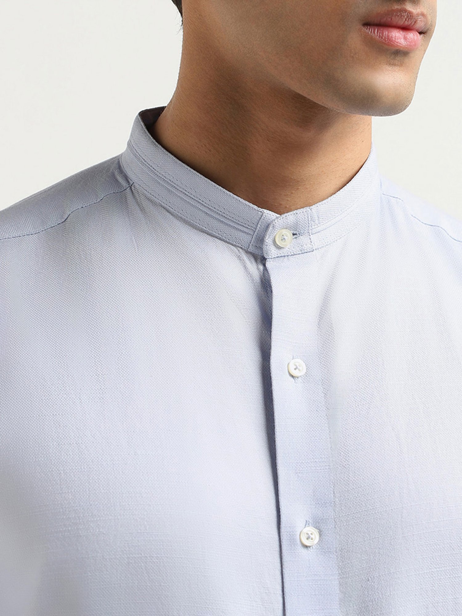 Ascot by Westside Blue Solid Relaxed Fit Shirt