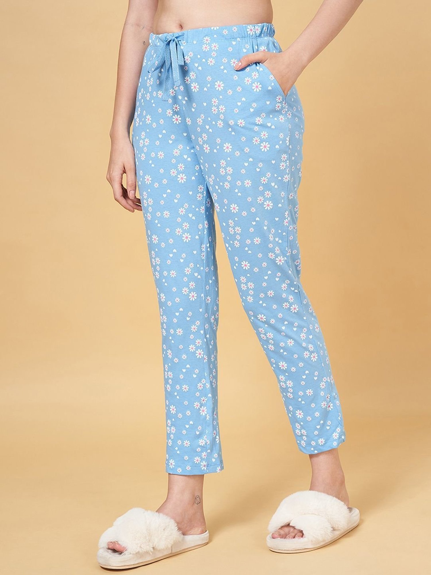 Dreamz by Pantaloons Blue Cotton Floral Print Pyjamas