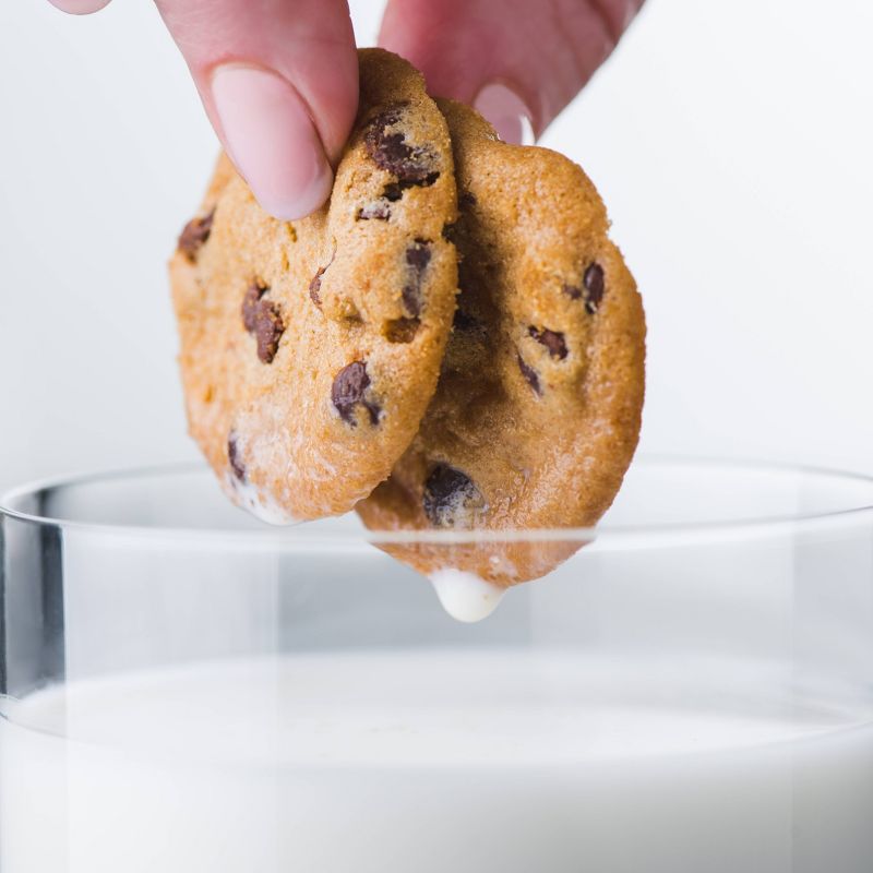 Thinster's Chocolate Chip Cookies - 4oz