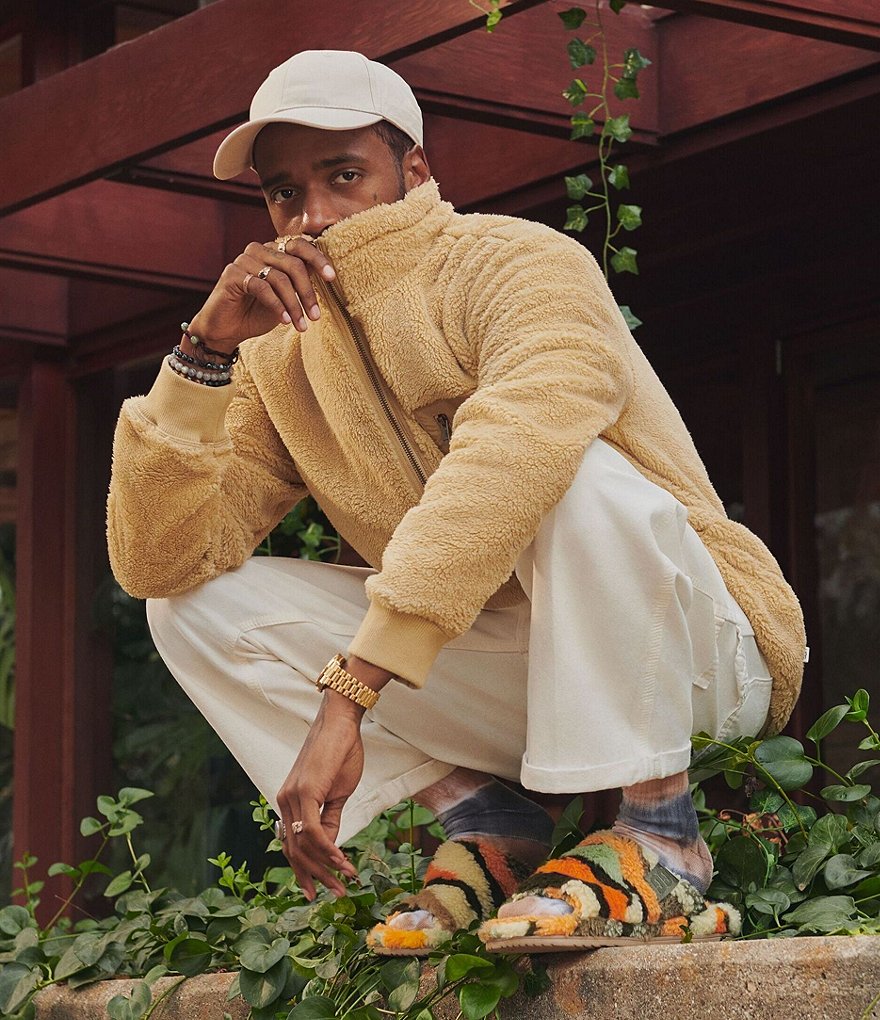 UGG&reg; Men's Scuff Logo Suede Slippers