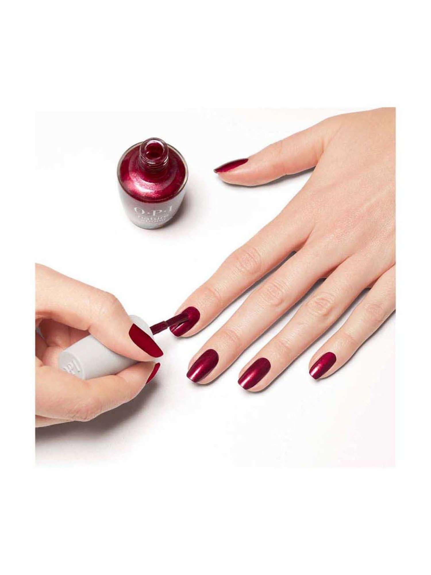 O.P.I Nature Strong Nail Lacuqer Raisin Your Voice 15 ml