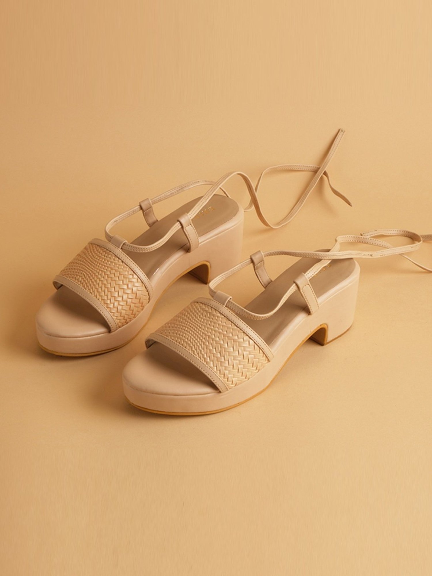 Eridani Women's Noah Beige Gladiator Sandals