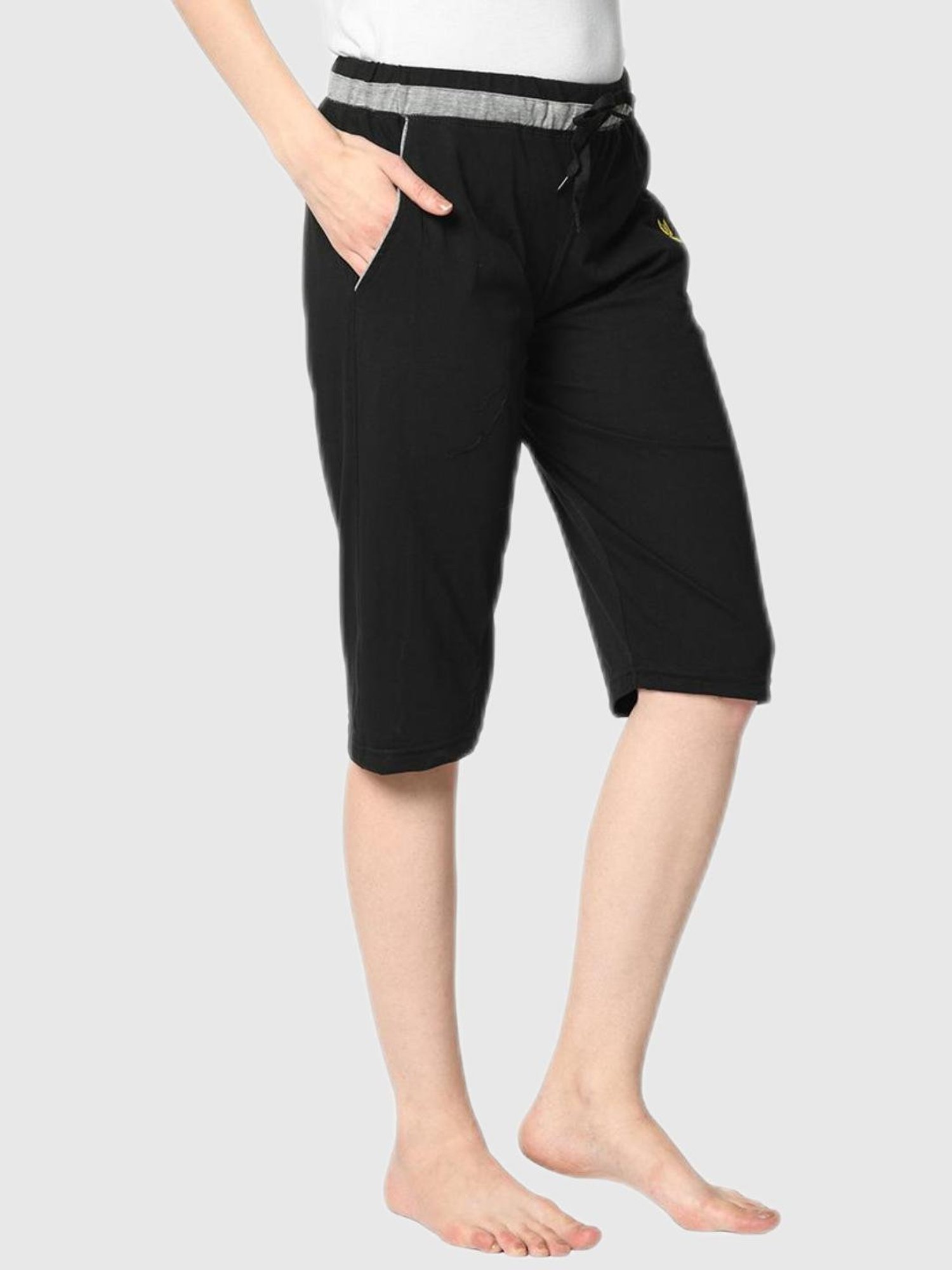 KENDALL + KYLIE Black High Rise Capris
