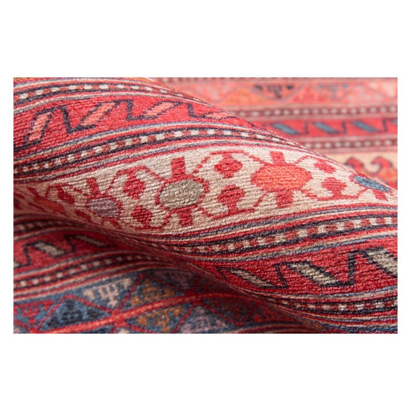 5'X7'6" Geometric Design Loomed Area Rug - Momeni