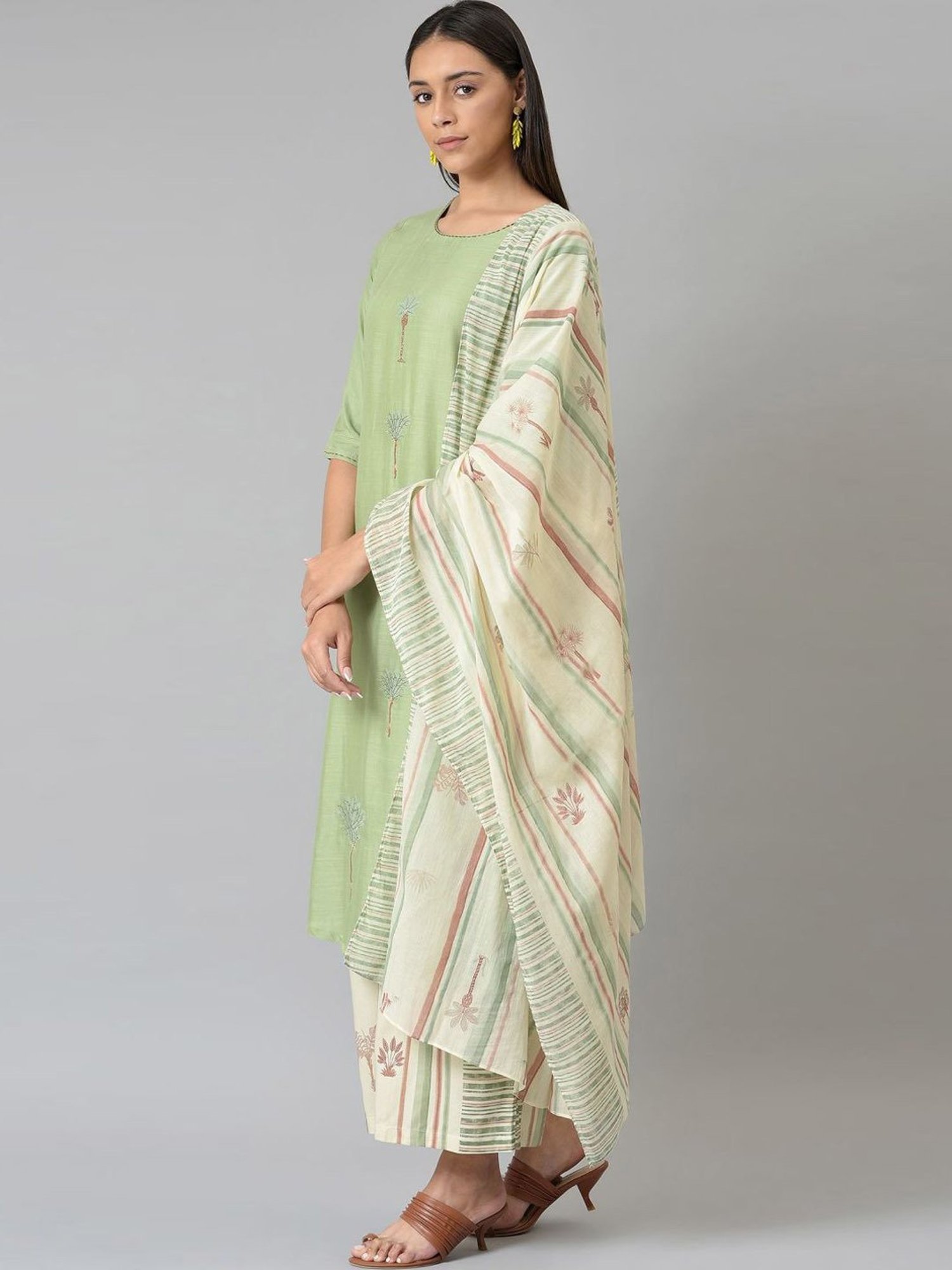 W Women Green Festive Printed Rayon Kurta With Parallel Pant & Dupatta
