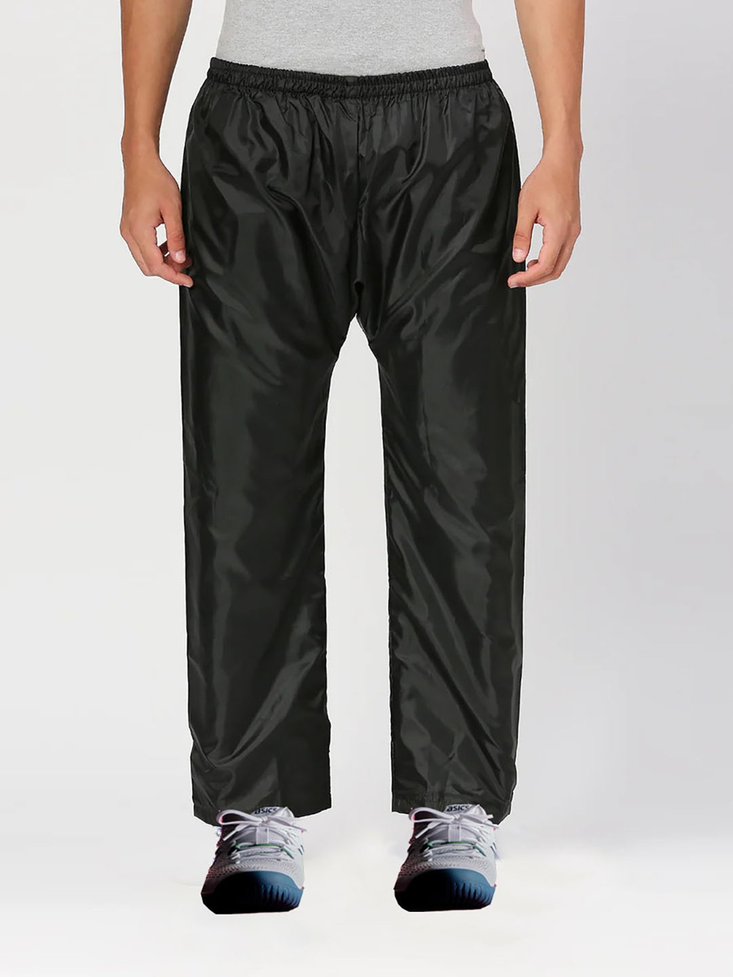 CAMISON Black Regular Fit Raincoat Set