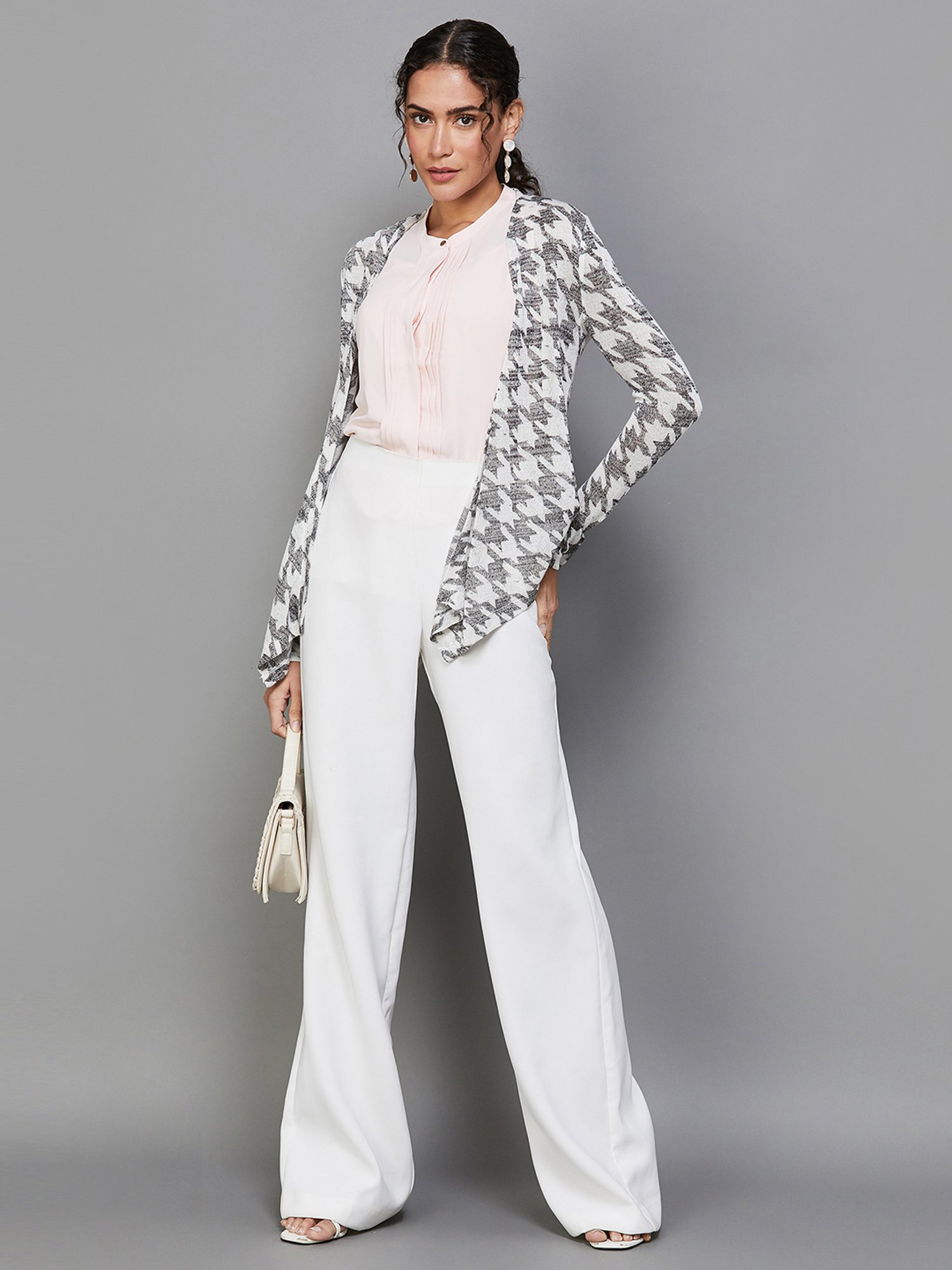 Code by Lifestyle Grey & White Cotton Houndstooth Pattern Shrug