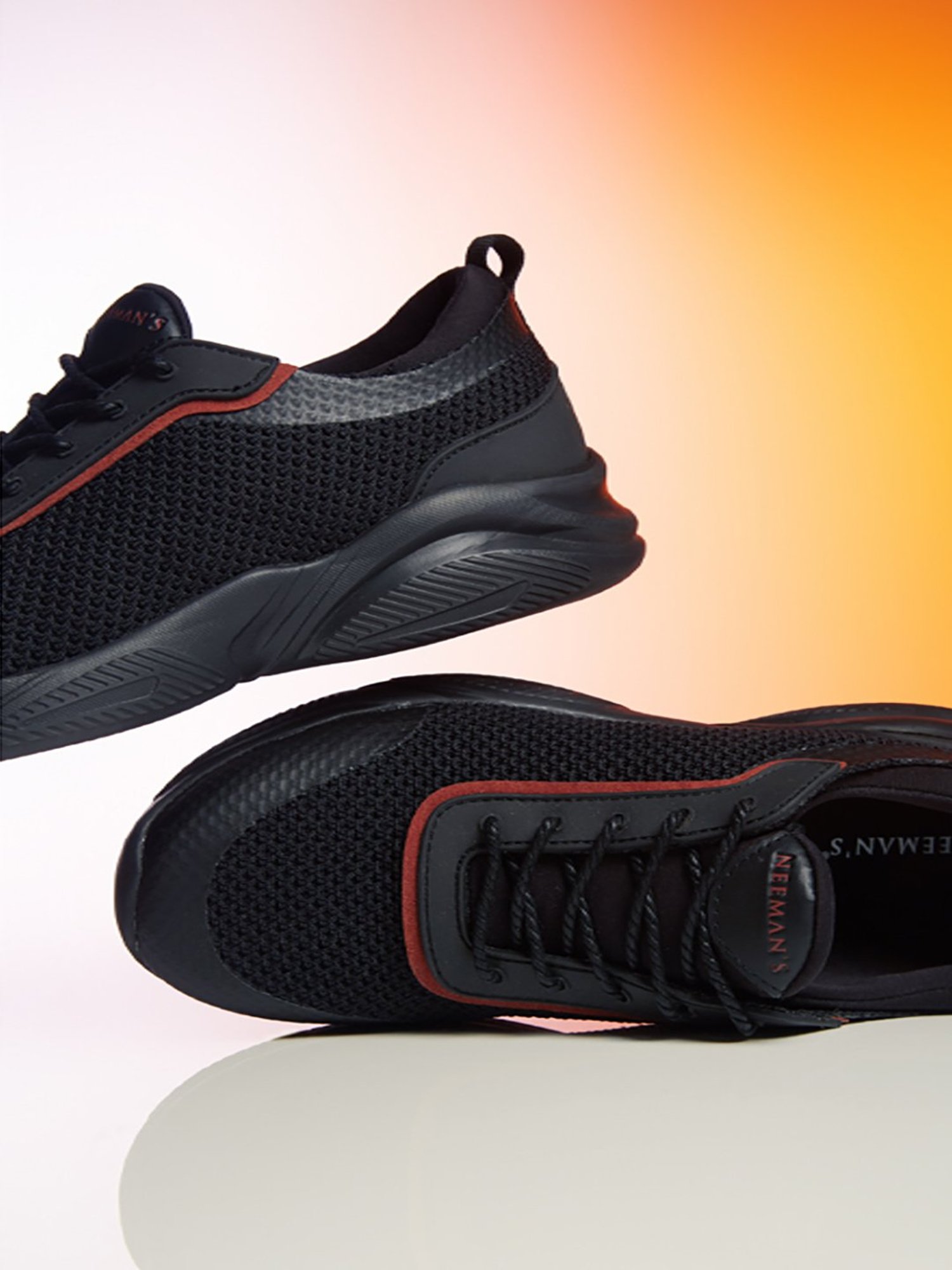 Neemans Men's Sole Max Black Running Shoes