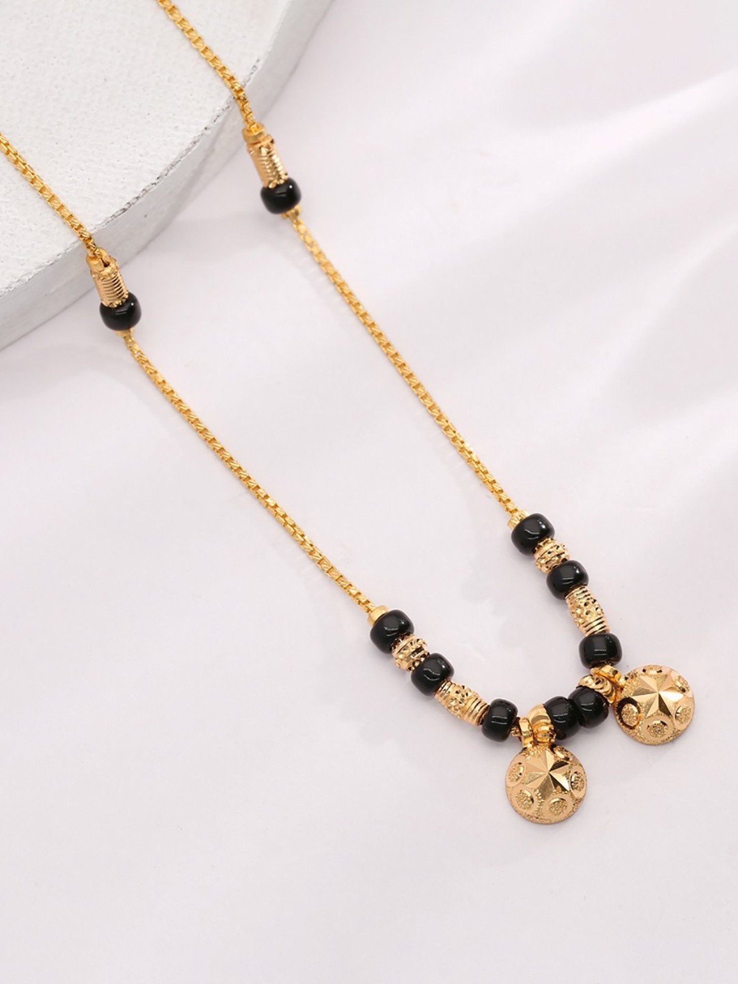 P.N.Gadgil Jewellers Noir Grace 22k Gold Mangalsutra
