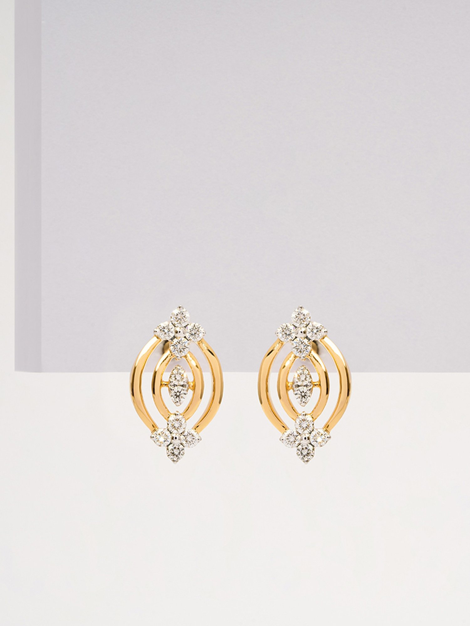 P.N.Gadgil Jewellers 14k Gold Exceptional Glow Stud Diamond Earrings For Women