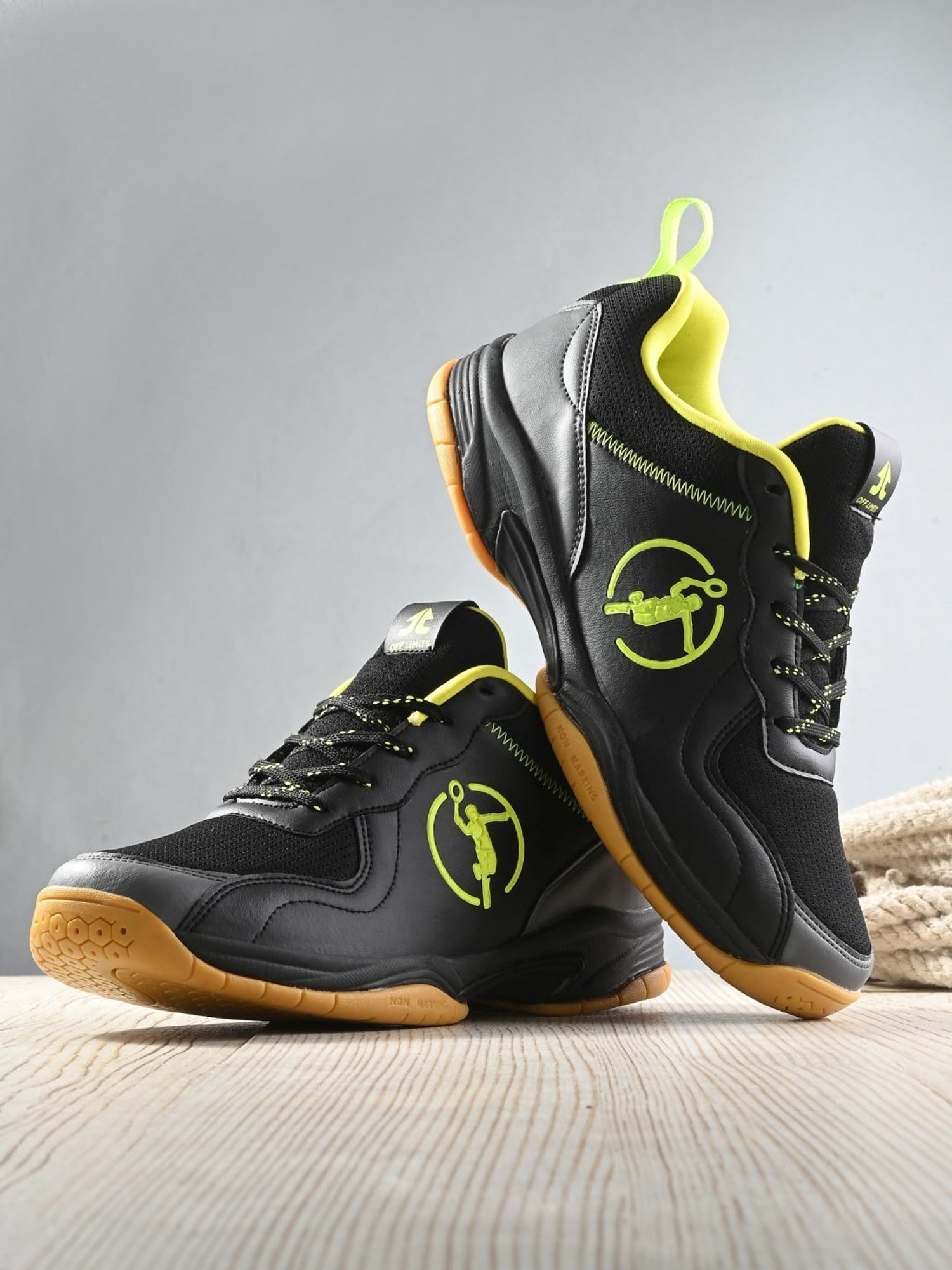 OFF LIMITS Men's Black Indoor Court Shoes