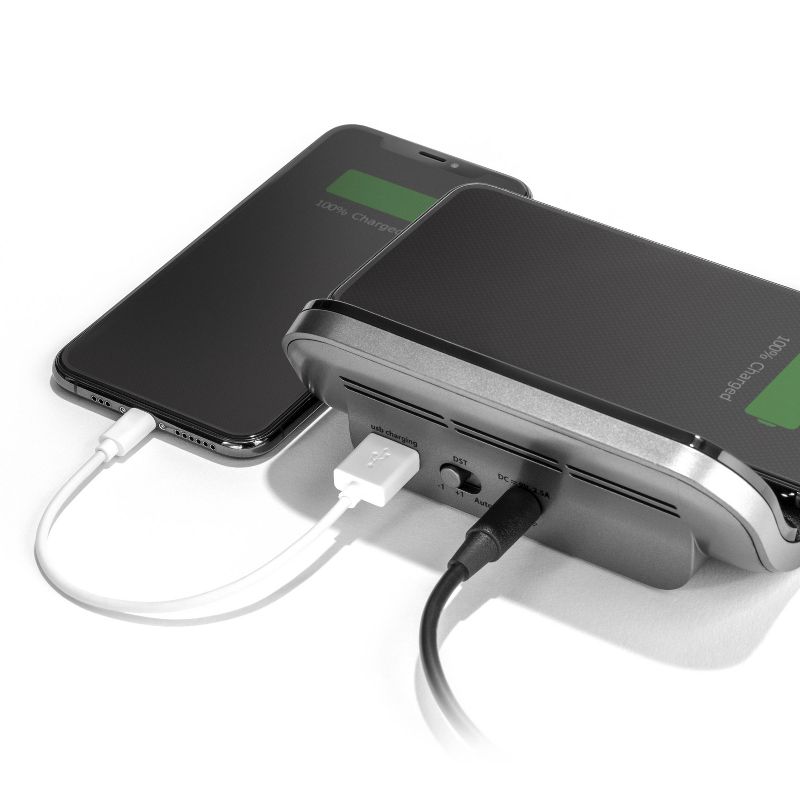 iHome Wireless Charging Alarm Clock