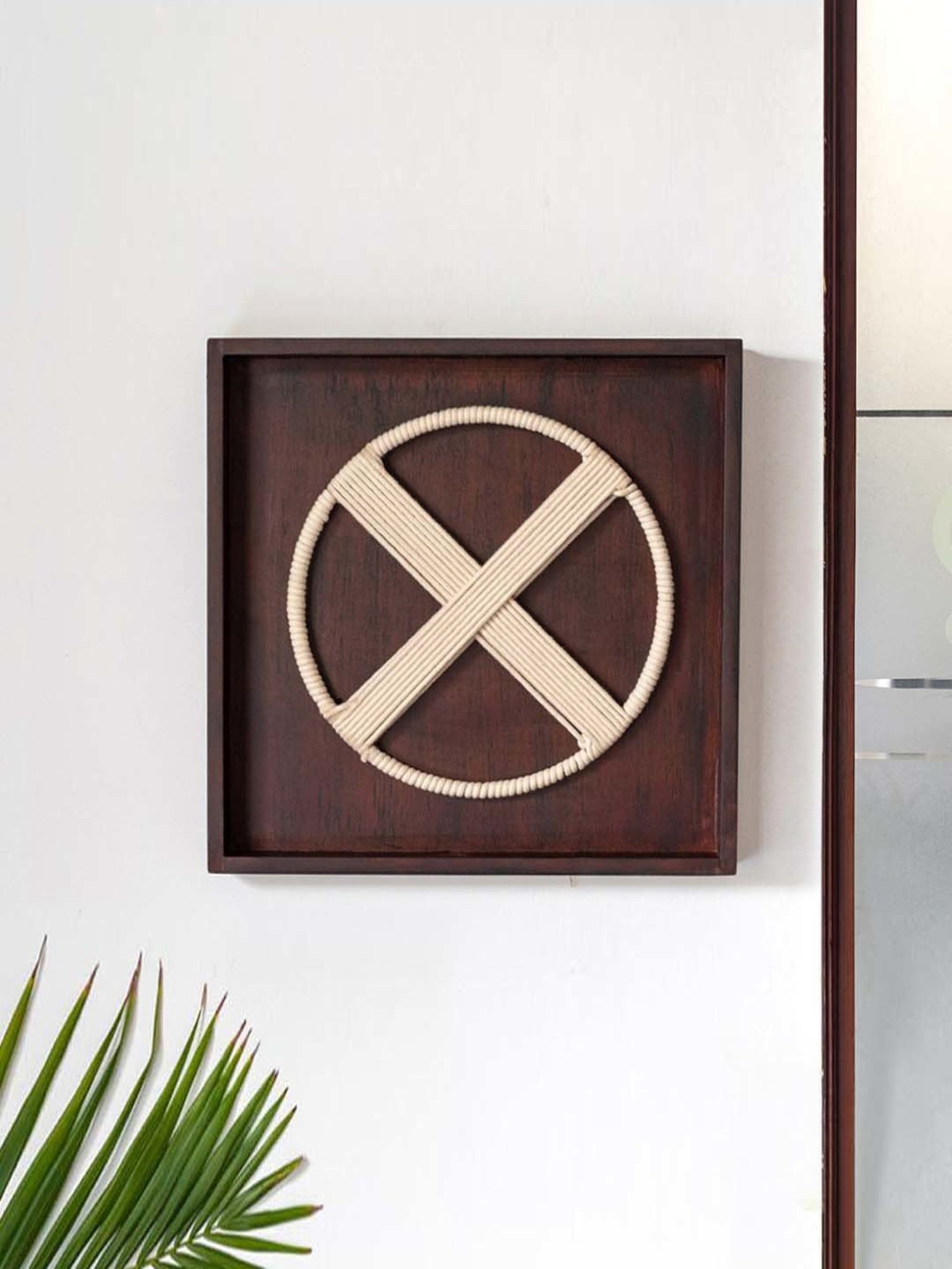 ExclusiveLane Celtic Brown & White Wood Wall Art