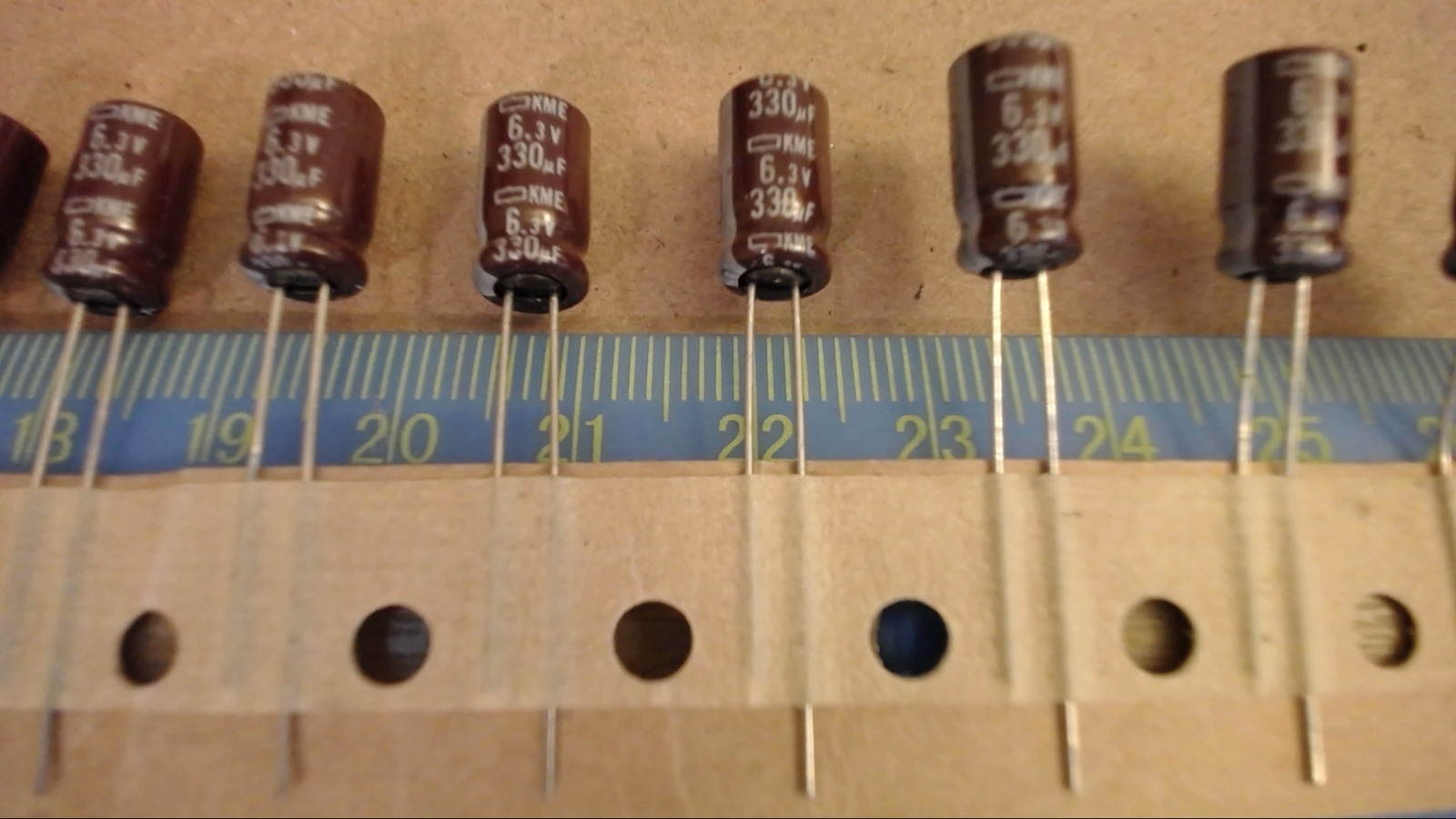 KME 330UF 6.3V Electrolytic Radial Capacitor New Lot Quantity-50