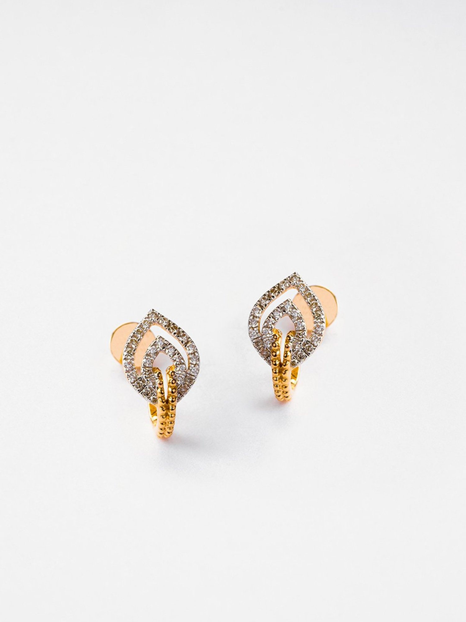 P.N.Gadgil Jewellers 14k Gold Traditional Twinkle Stud Diamond Earrings For Women