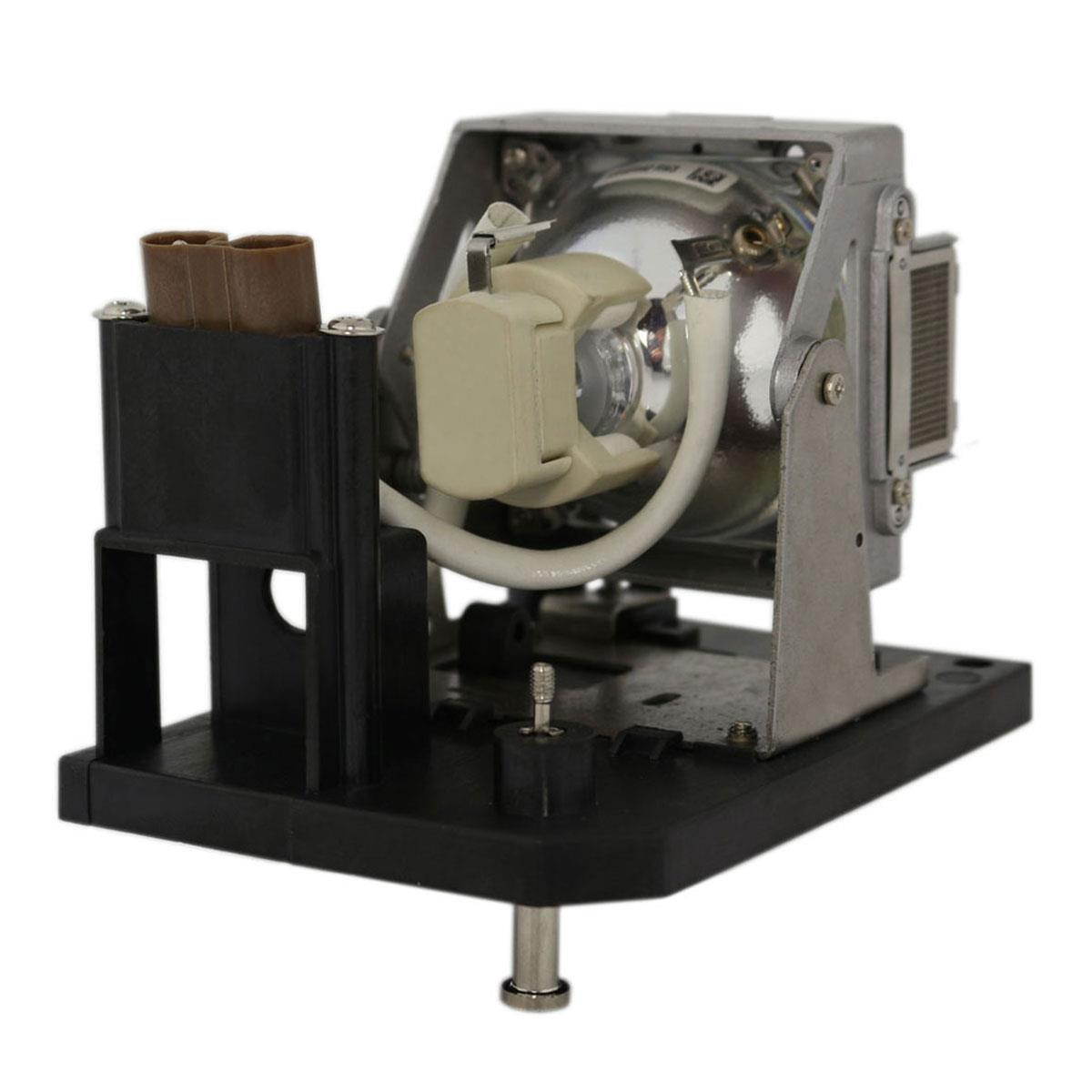 Lutema Economy Bulb for Digital Projection E-Vision 7000 XGA Projector (Lamp with Housing)