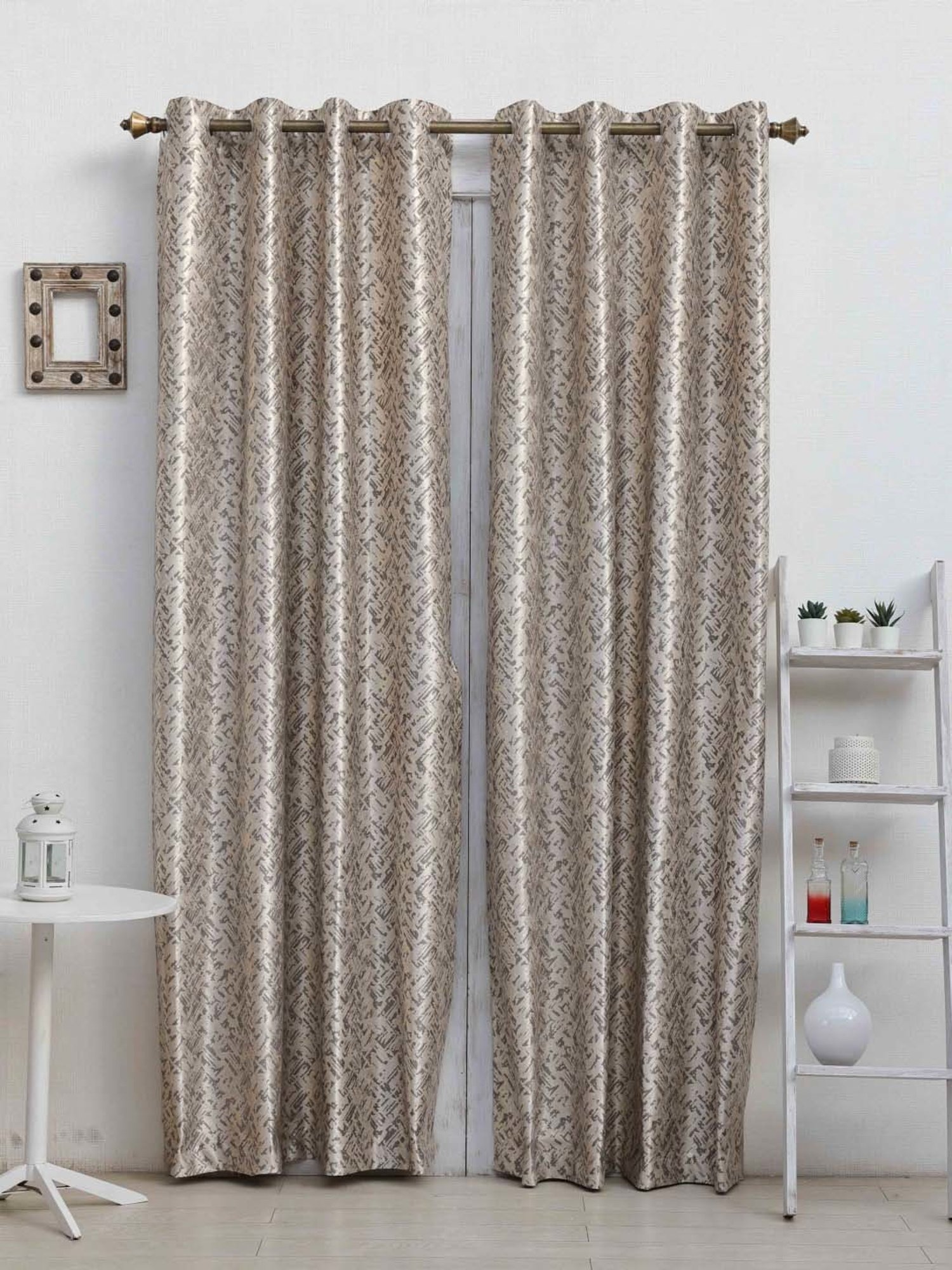 Ariana Chippy Brown Polyester 5ft Window Eyelet Curtain