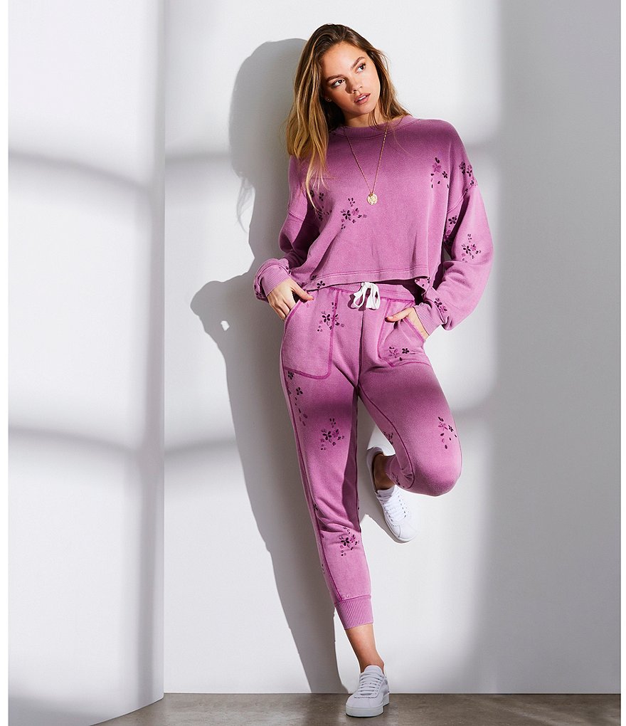 Splendid Love Me Long Sleeve Crew Neck Coordinating Pullover Knit Sweatshirt