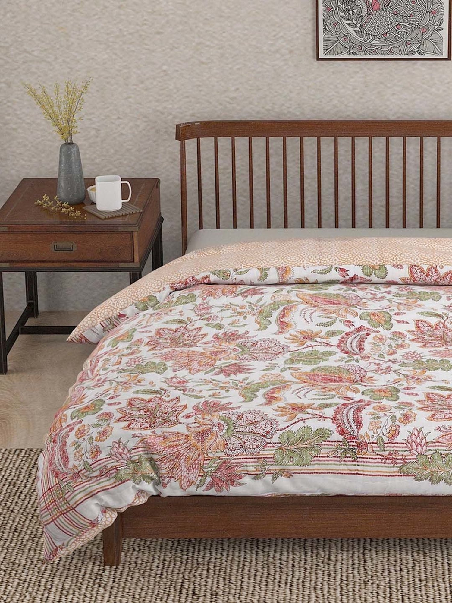 Welspun Bliss Light Silver & Blue Microfibre 120 GSM Shell Double Bed Quilt