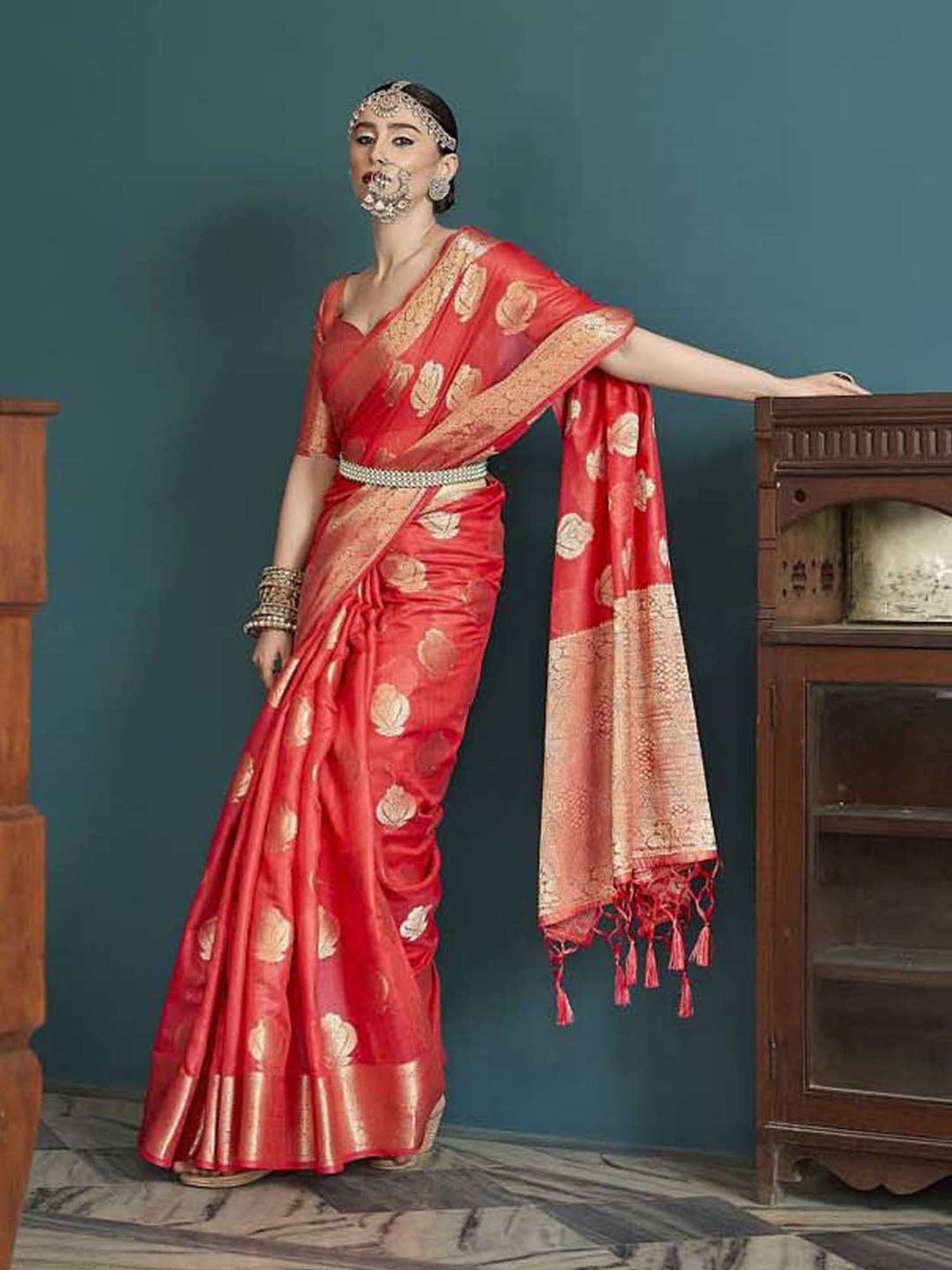 Elora Red Cotton Silk Woven Saree With Unstitched Blouse