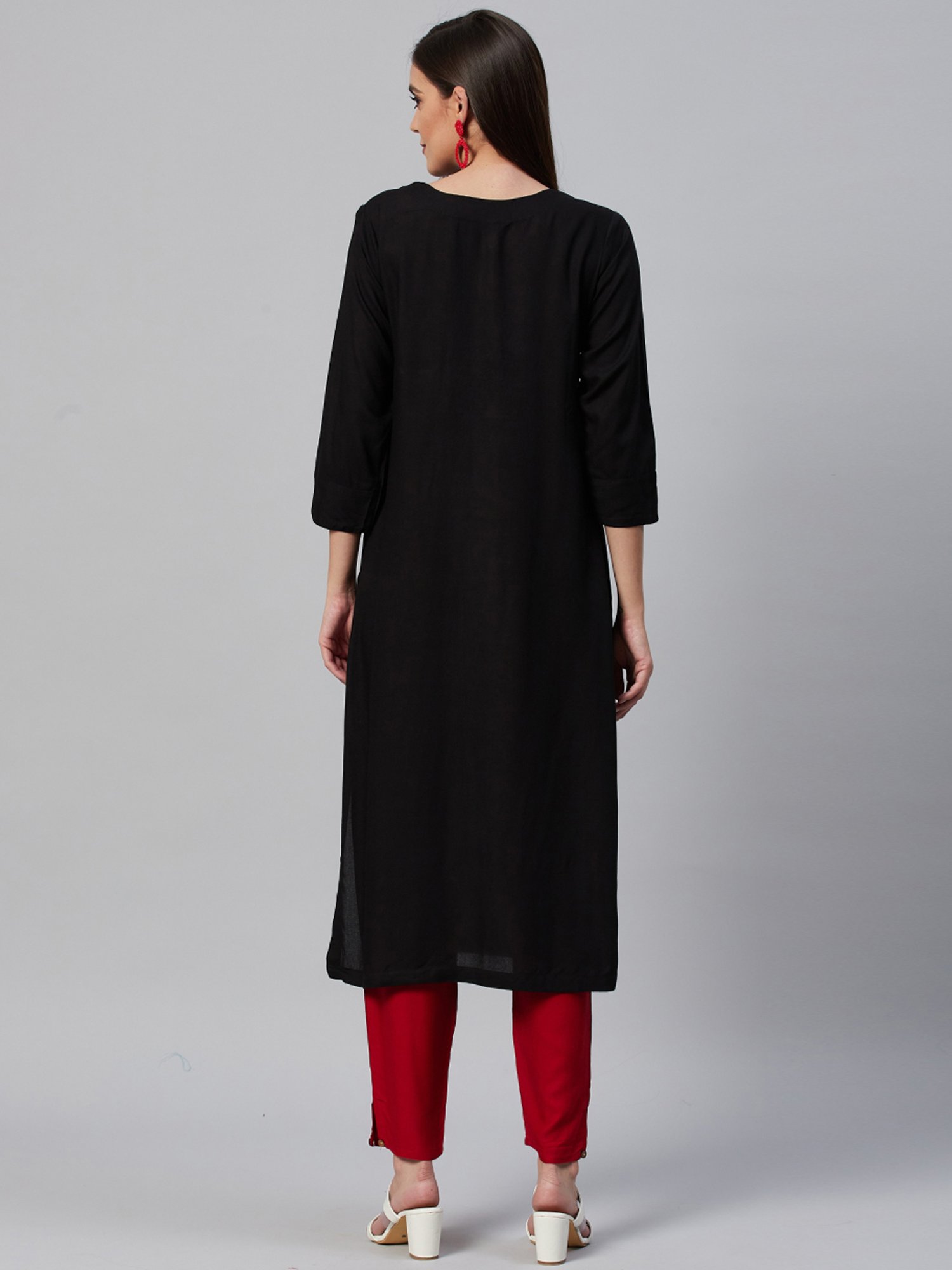 HIGHLIGHT FASHION EXPORT Black Embellished Straight Kurta