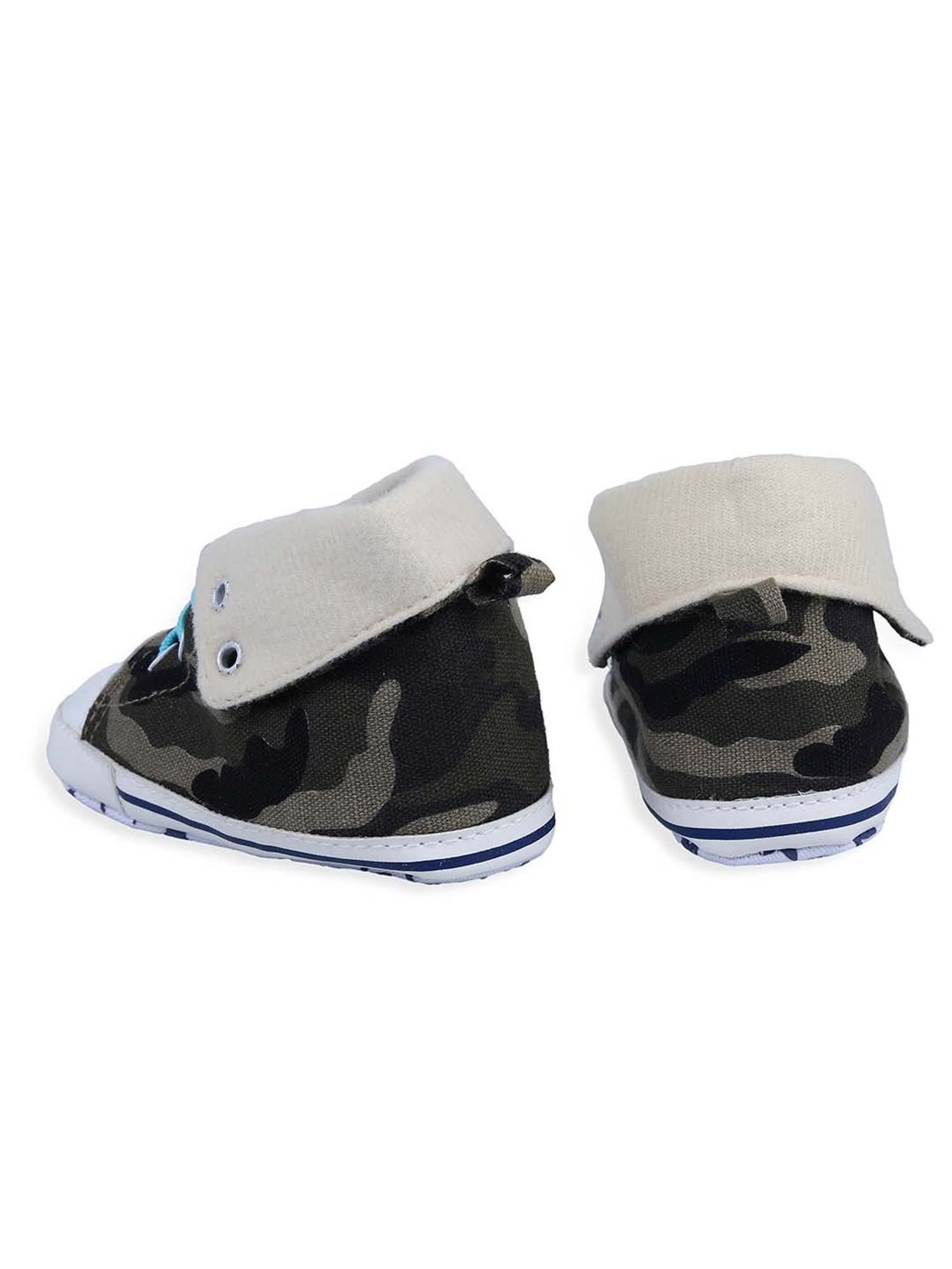 Baby Moo Kids White & Green Casual Booties