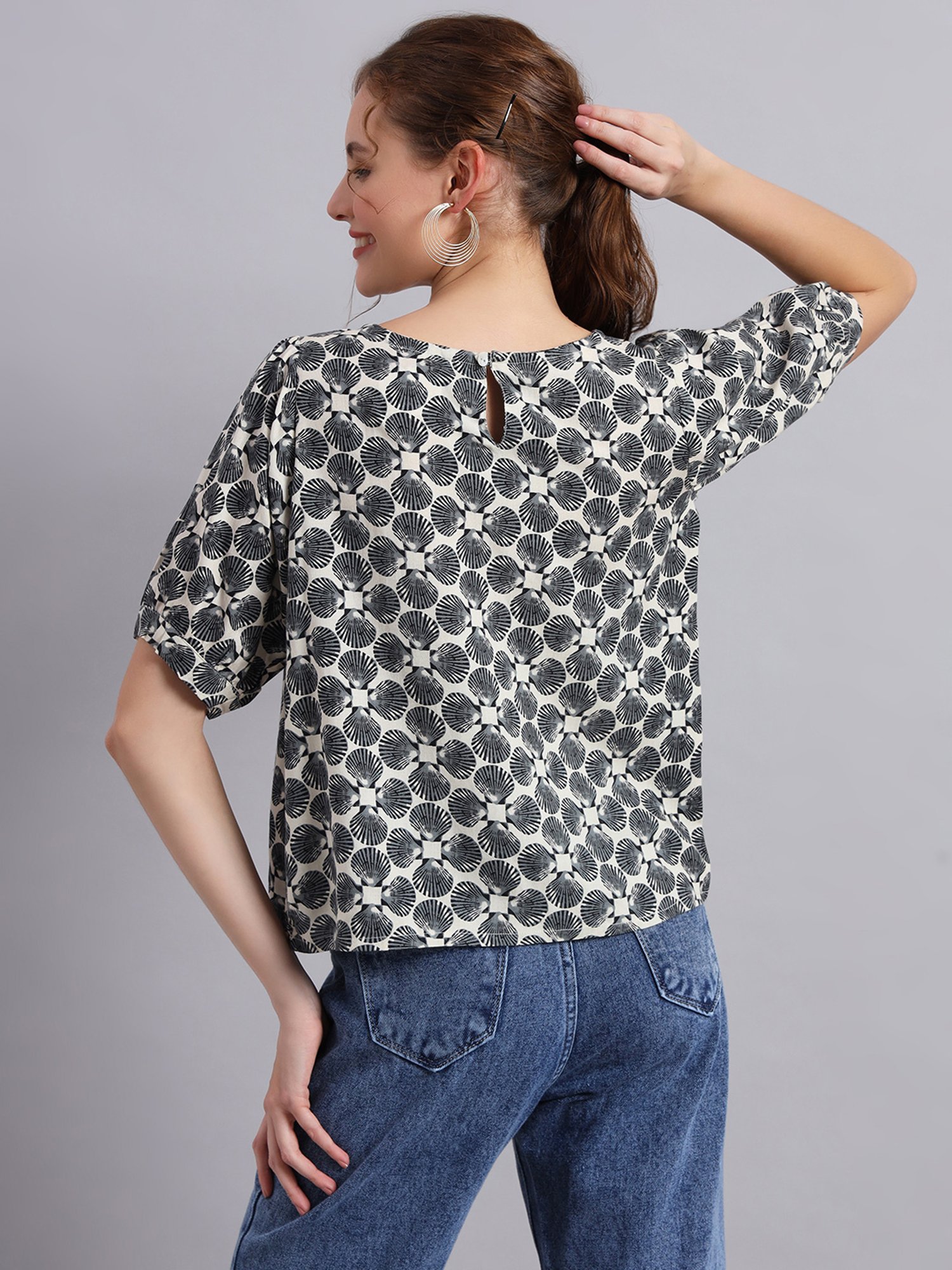 DECKEDUP Cream & Black Printed Top