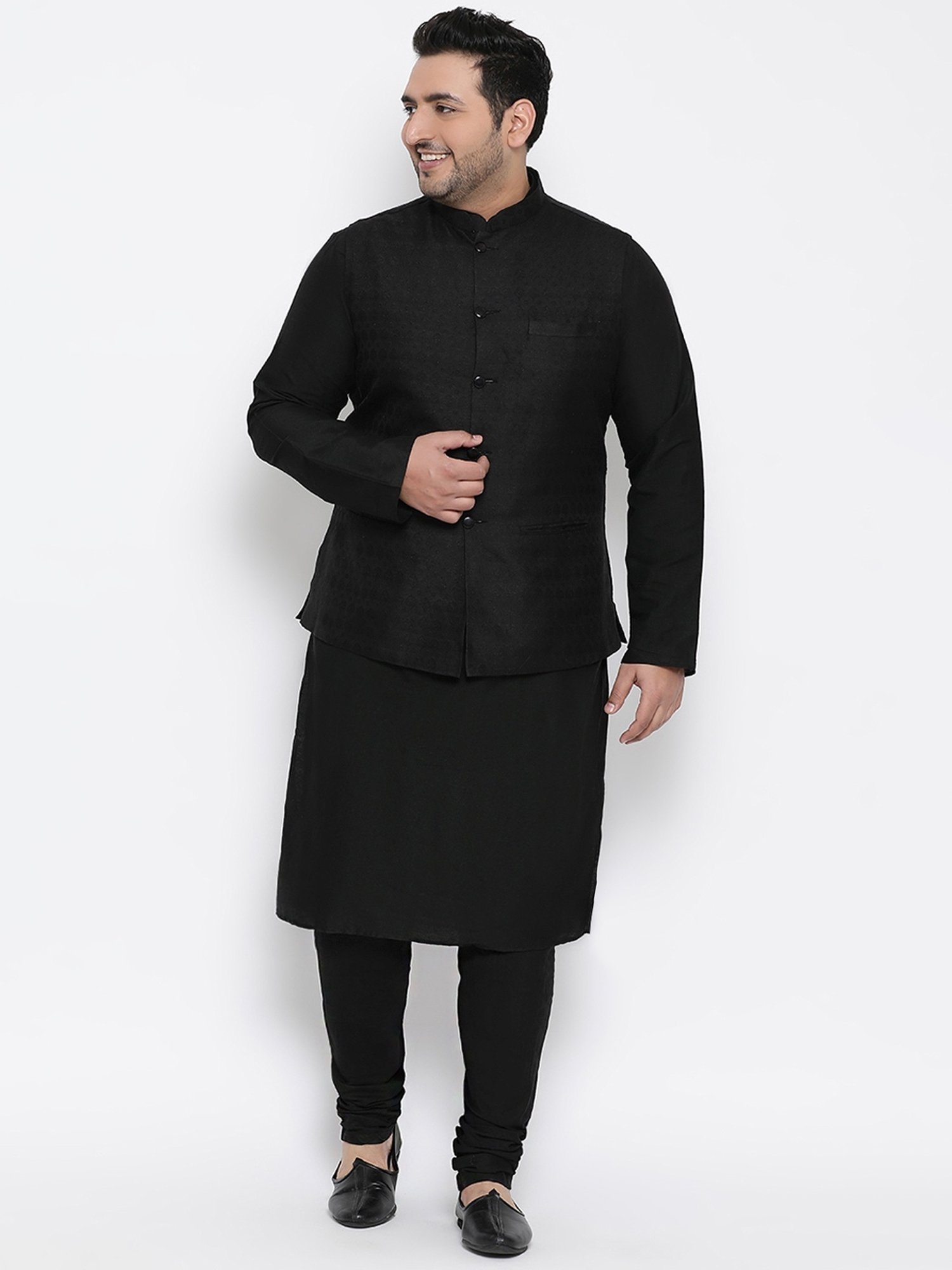 KISAH PLUS Black Regular Fit Jacquard Kurta Set With Jacket