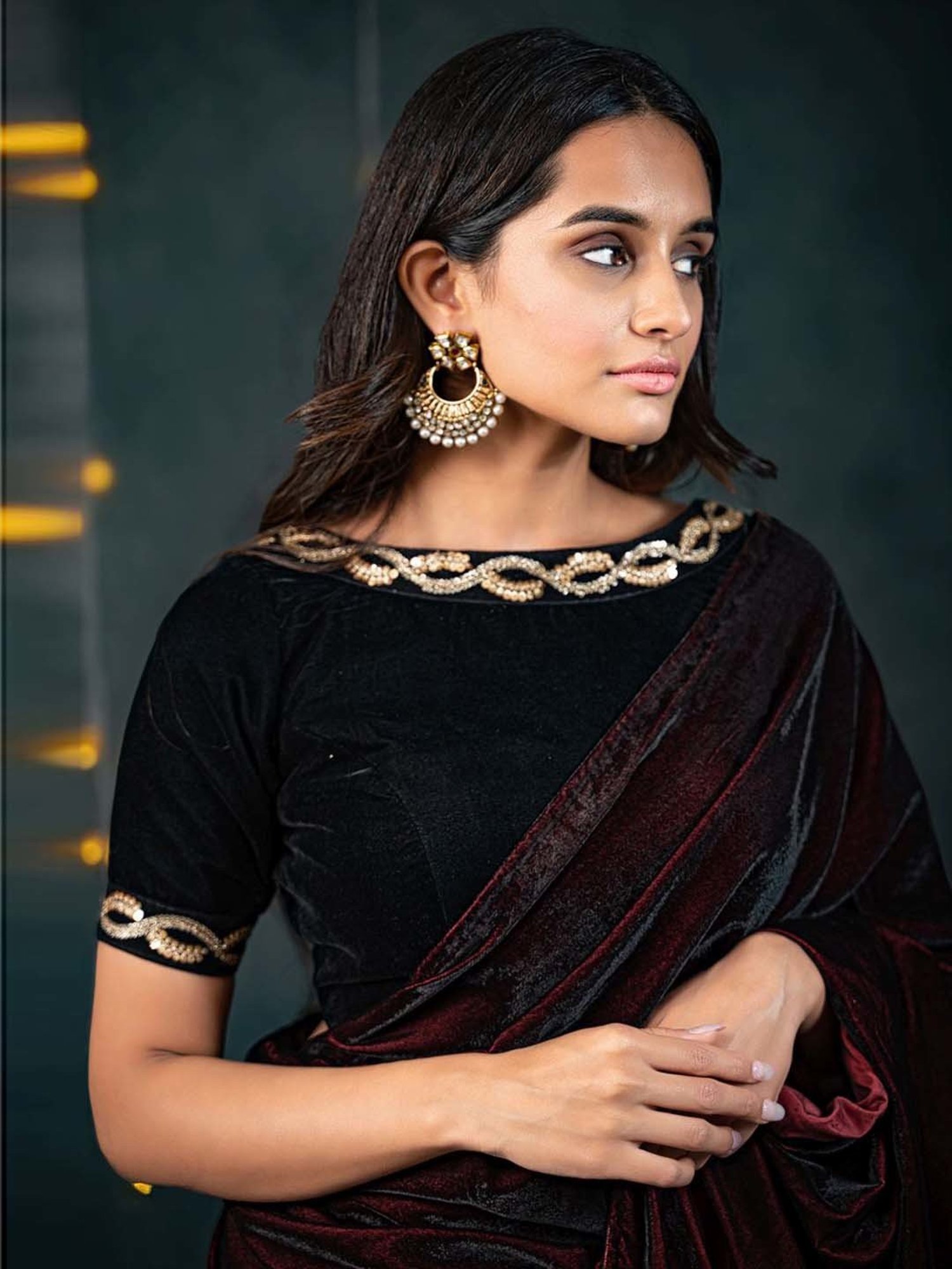 Swtantra Black Embellished Readymade Blouse